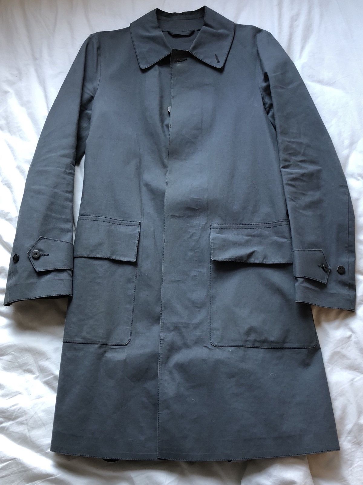 Balenciaga Grey Raincoat with Belt Size US S / EU 44-46 / 1 - 1 Thumbnail