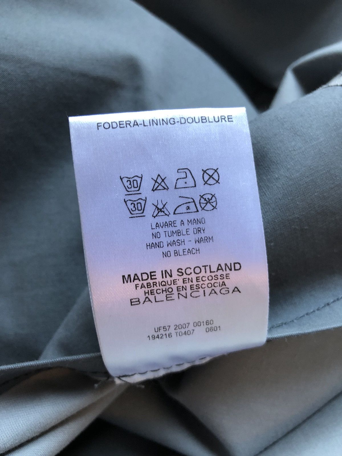 Balenciaga Grey Raincoat with Belt Size US S / EU 44-46 / 1 - 10 Thumbnail