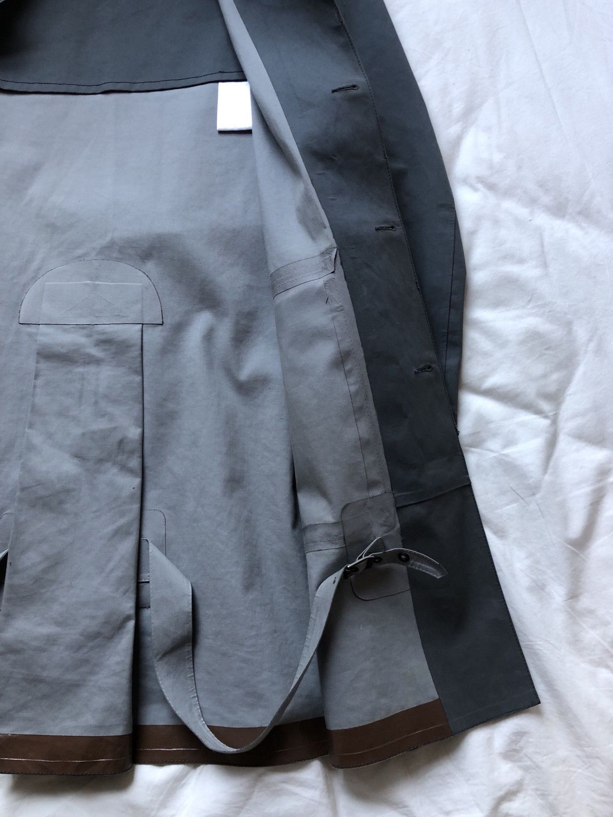 Balenciaga Grey Raincoat with Belt Size US S / EU 44-46 / 1 - 5 Thumbnail