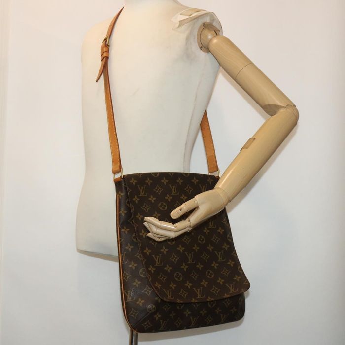 LOUIS VUITTON Monogram Musette Shoulder Bag M51256