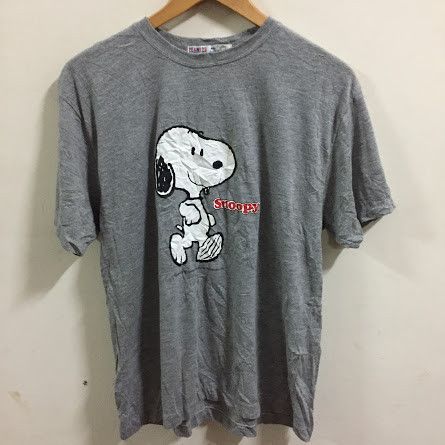 Peanuts Snoopy Gray Shirt Size L