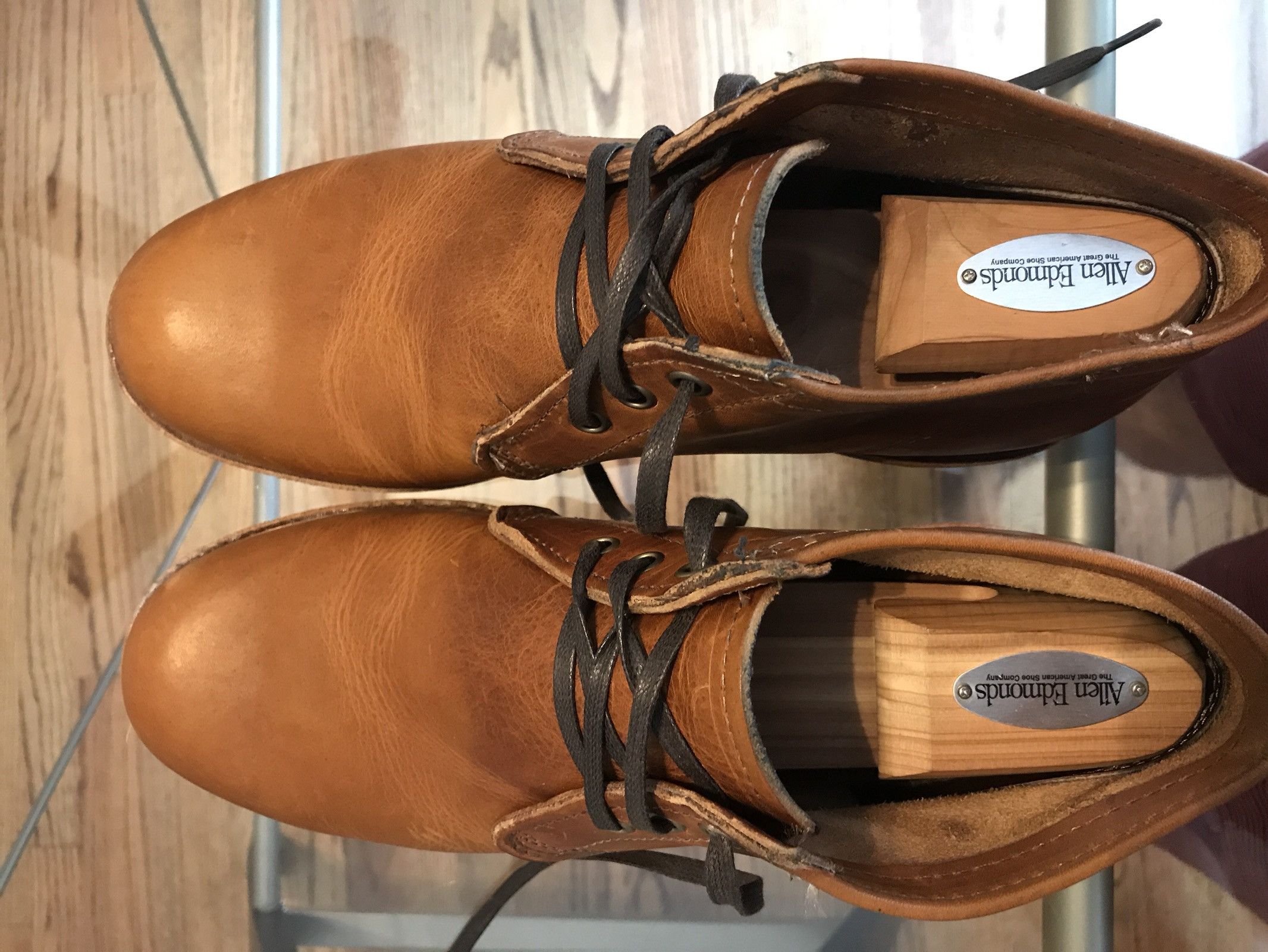 chippewa dress chukka
