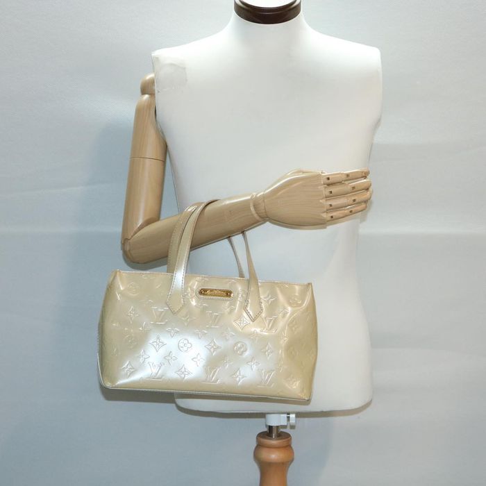 LOUIS VUITTON Monogram Vernis Wilshire PM Hand Bag Beige M91452 LV Auth  pt4806 Patent leather ref.664302 - Joli Closet