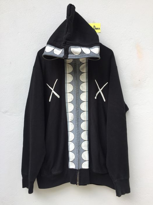 Kaws chomper clearance hoodie