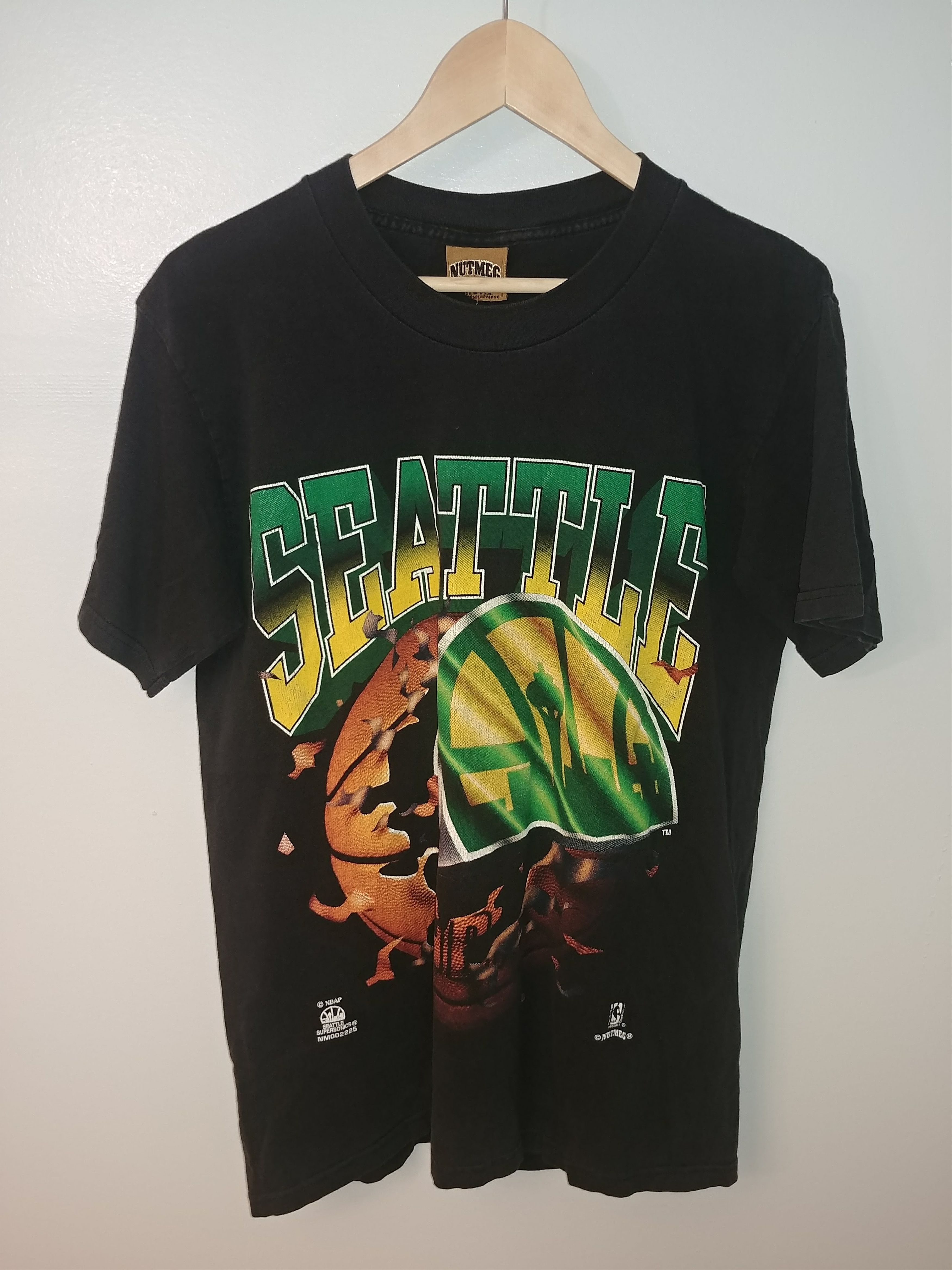 Nutmeg Mills Vintage 90's Seattle Supersonics NBA Graphic Double Sided ...