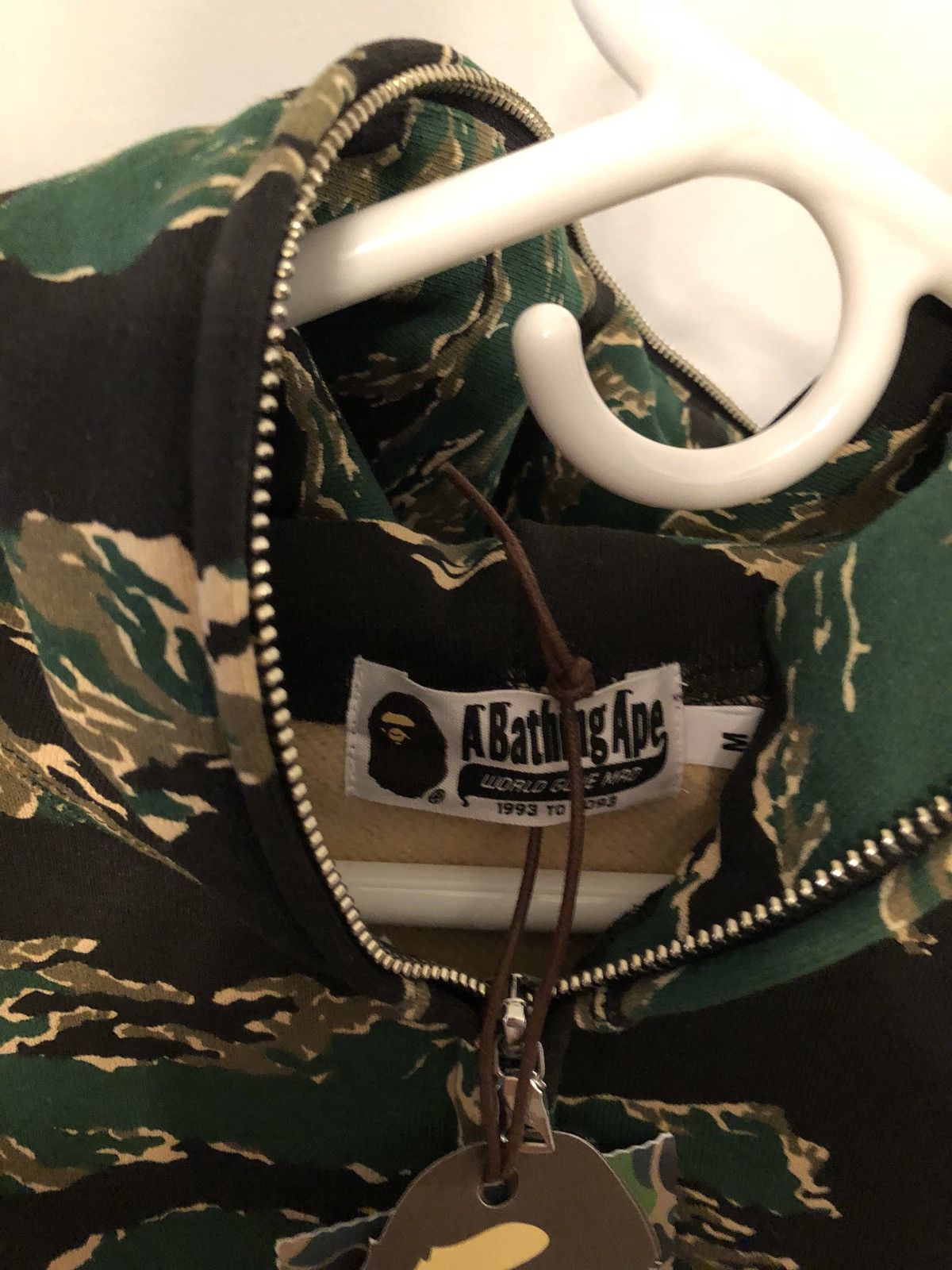 Bape Tiger Camo Embroidery Shark Full Zip Size US M / EU 48-50 / 2 - 3 Thumbnail
