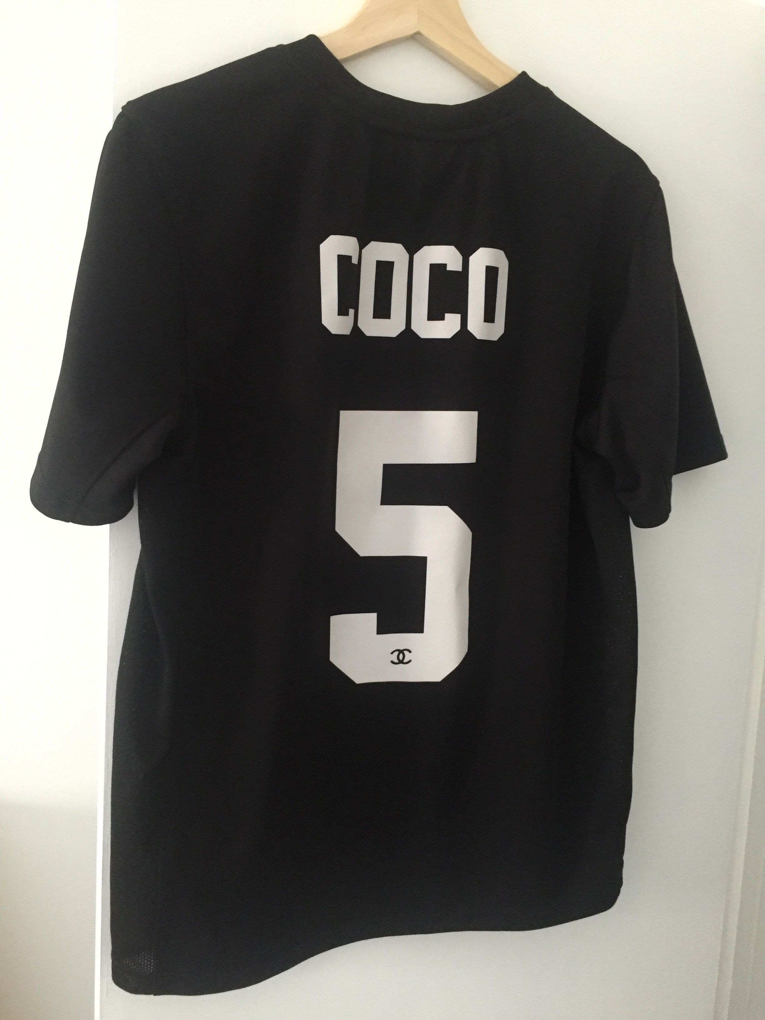 安いそれに目立つ Chanel Grailed | Jersey Football Nike X Chanel Rare ウェア