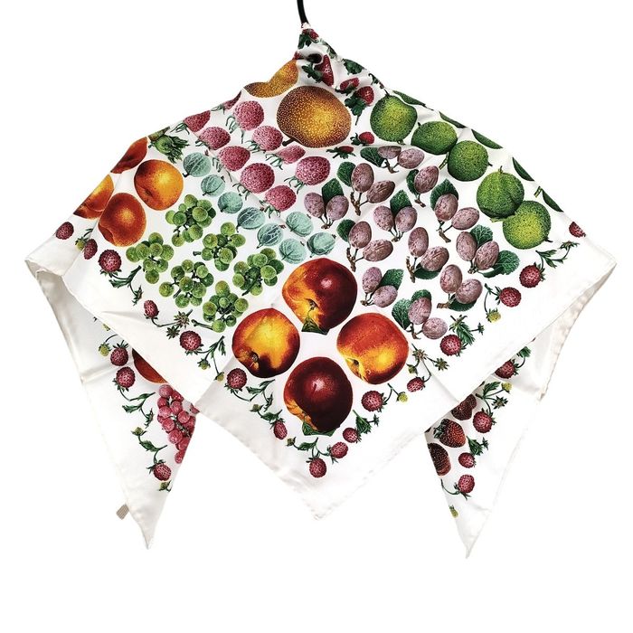 Gucci Gucci scarf Grailed