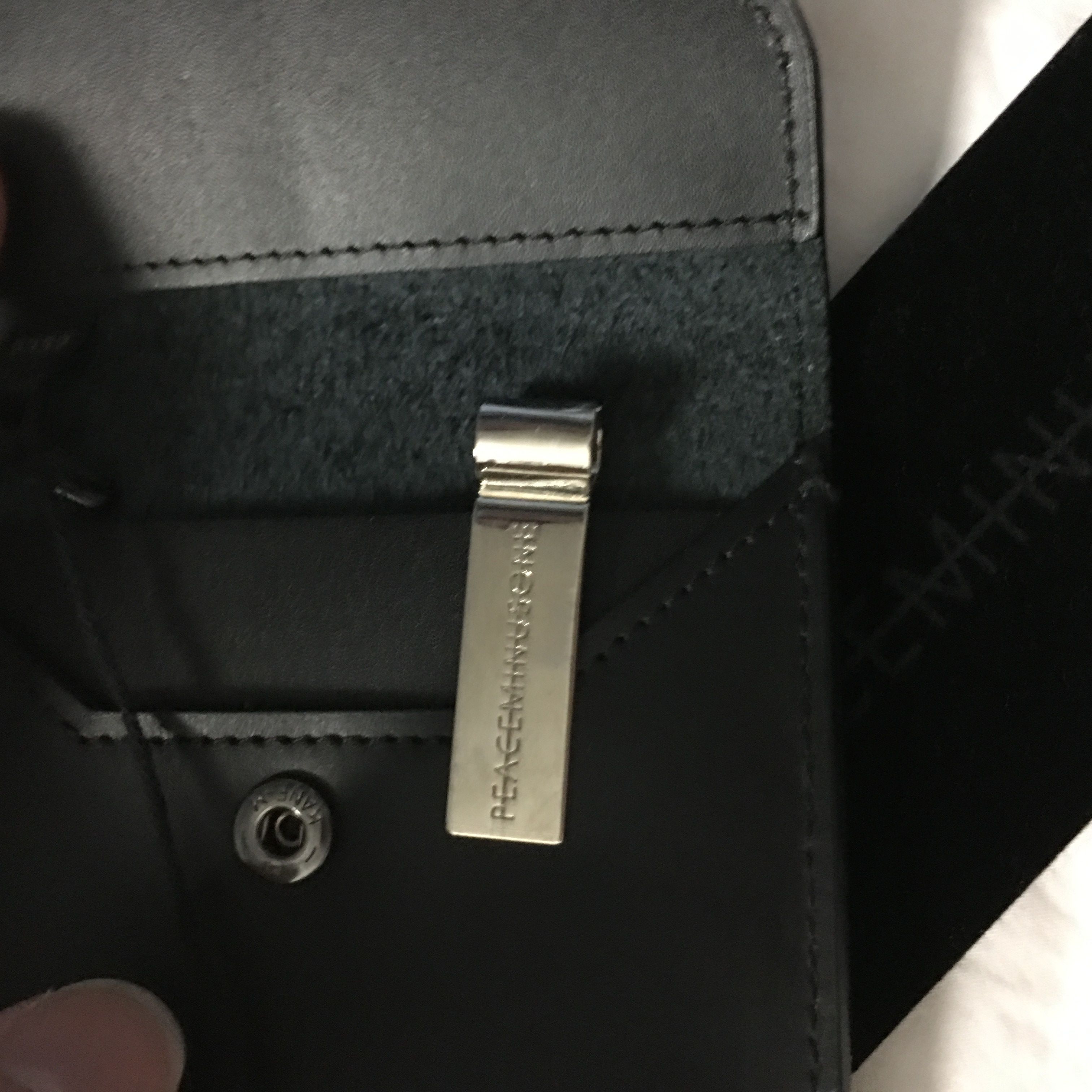 【PEACEMINUSONE】 PMO LOGO PIN SET #3 BLACK & WHITE GD009-PMO-06_01_0c33d4ee-f428-
