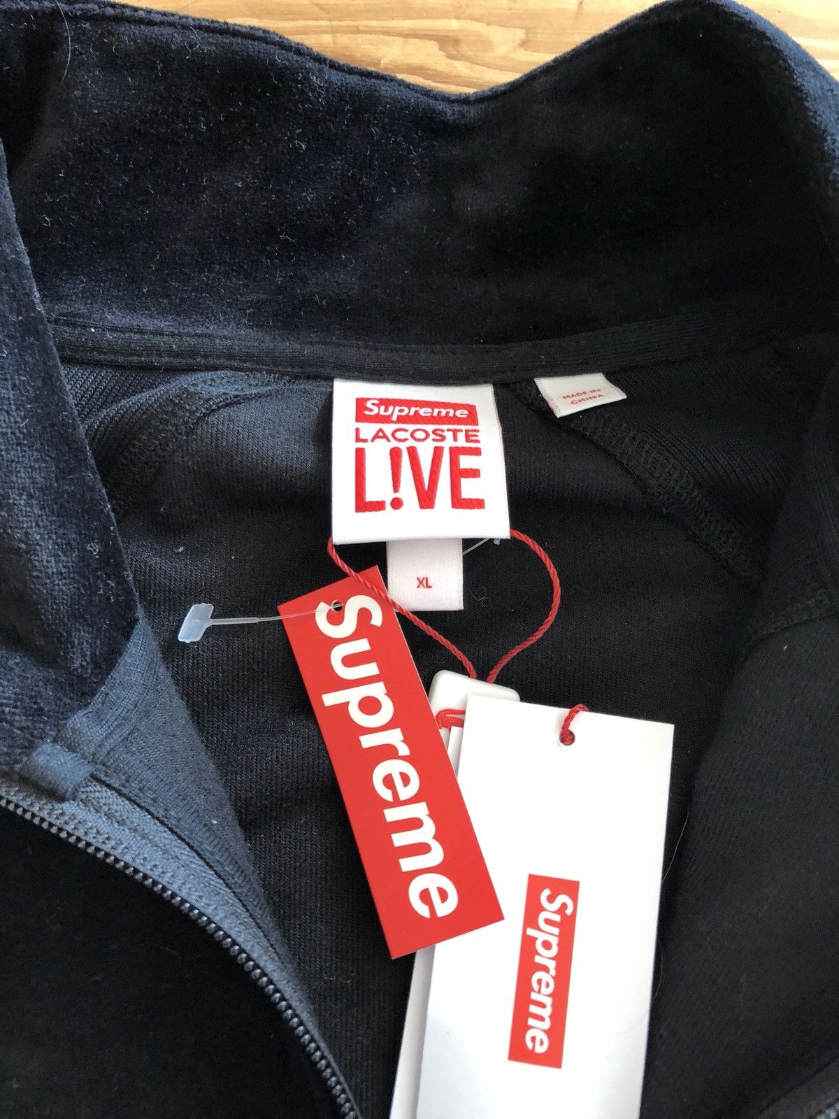 Supreme X LACOSTE ベロア ハーフジップ トラックトップ(黒) Lacoste × Supreme Supreme®/LACOSTE Velour Half-Zip Track Top