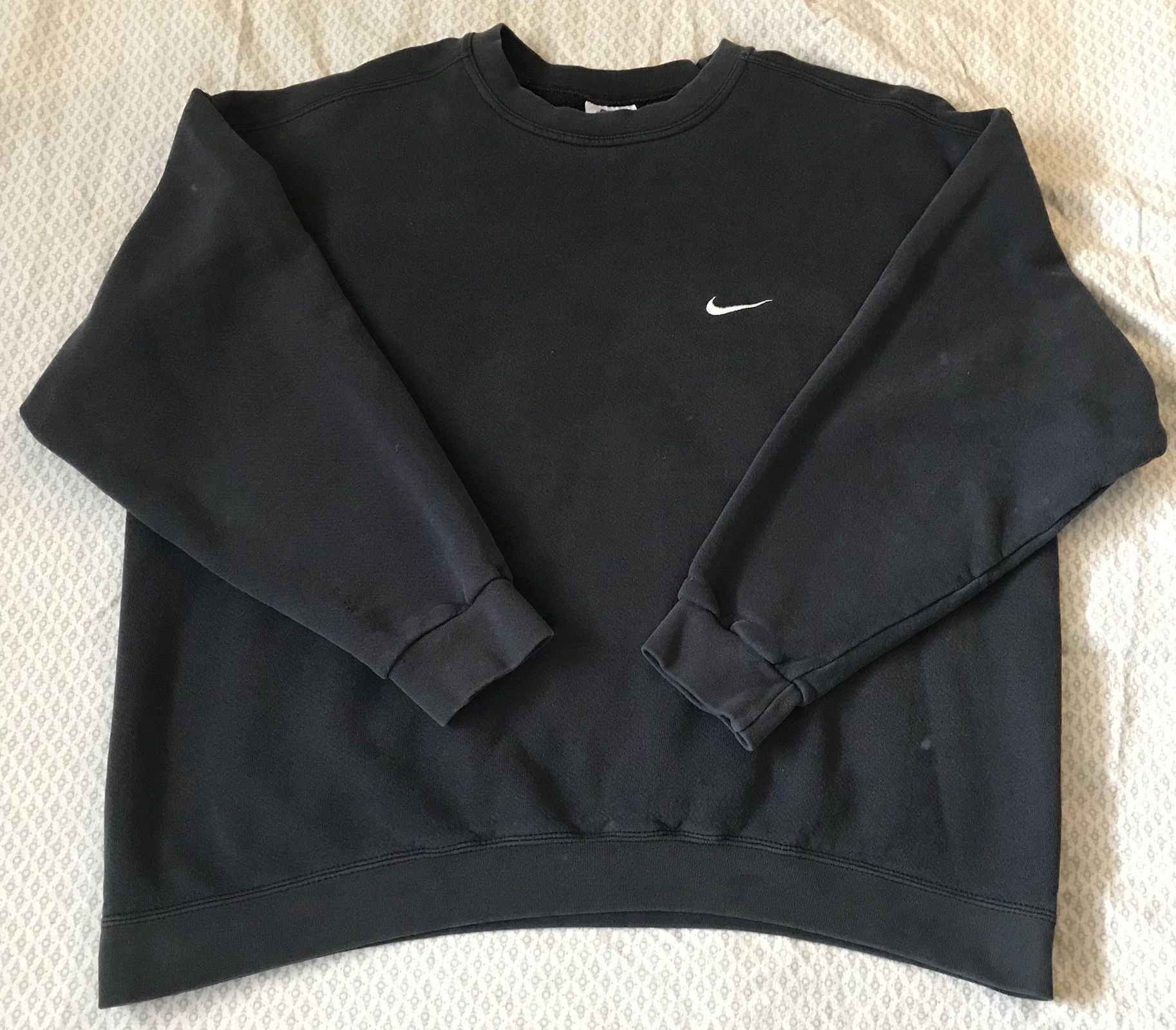 oversized nike crewneck sweatshirt