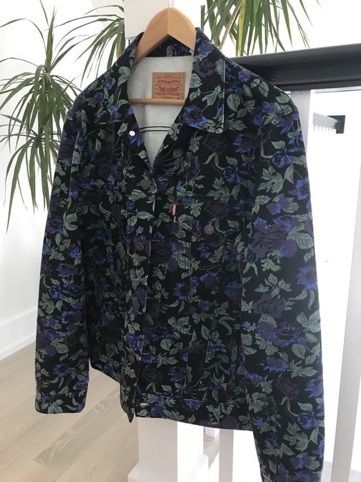 Supreme Supreme X Levi's Roses Trucker Jacket | Grailed