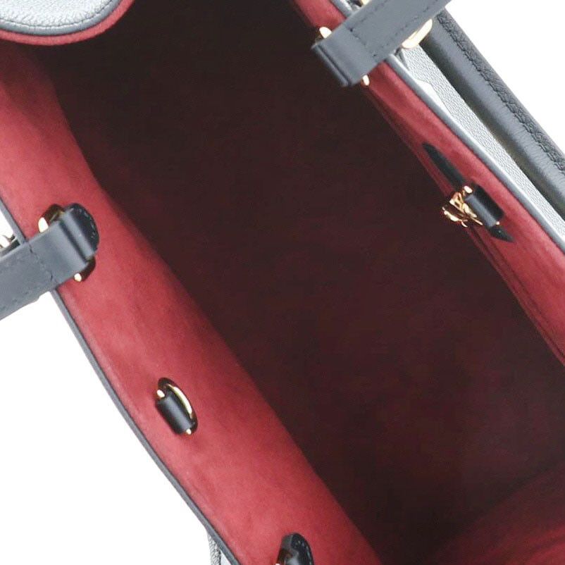 Louis Vuitton Onthego MM Monogram Shoulder Bag