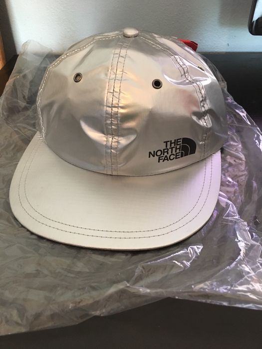 Supreme Supreme/The North Face Metallic Silver 6-panel Hat | Grailed