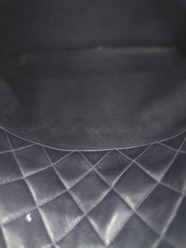 Chanel Matelasse Shoulder Bag Black