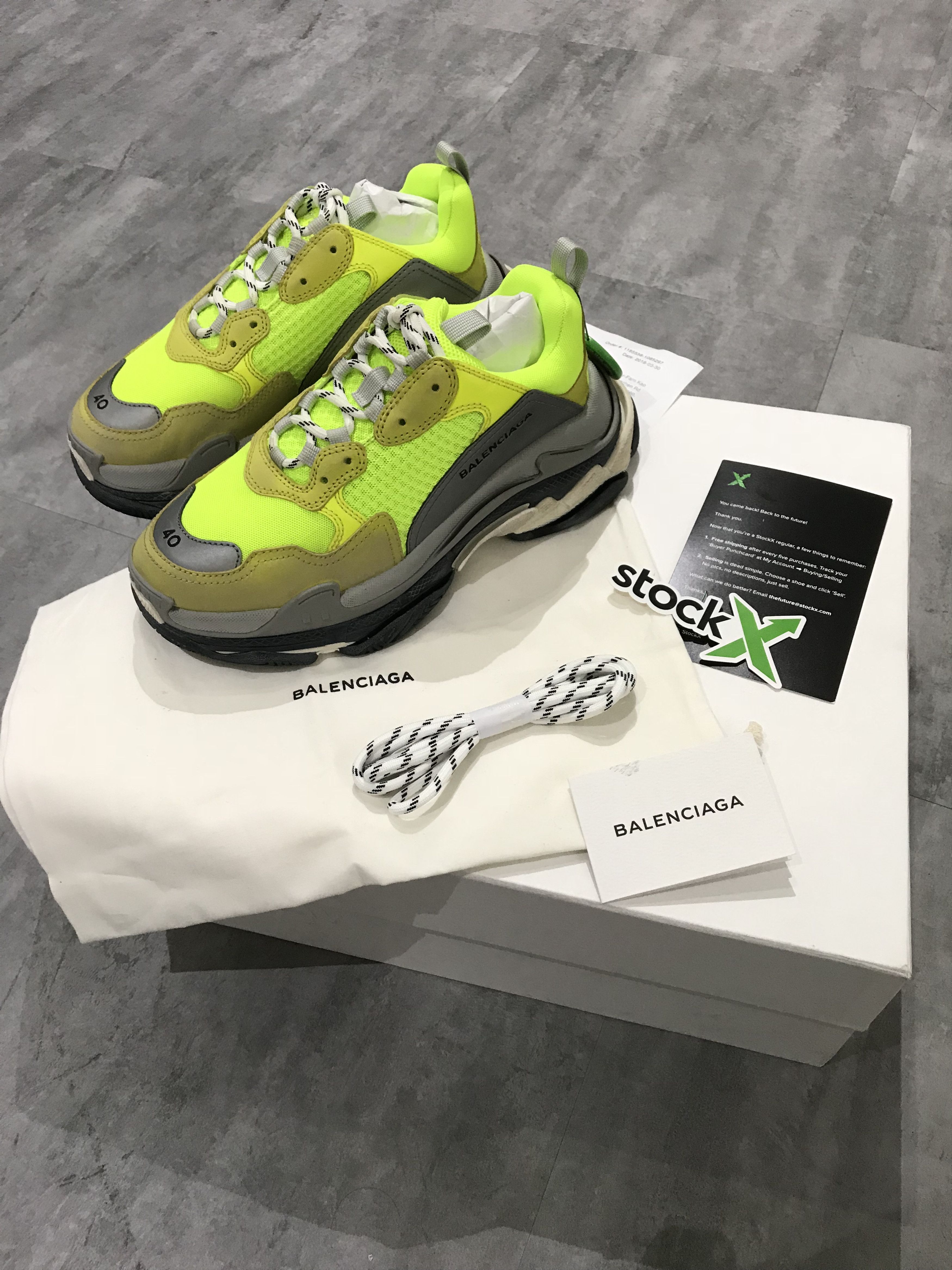 BALENCIAGA TRIPLE S SHOES 512175 41 NEON YELLOW SNEAKERS CANVAS SNEAKERS  Leather ref.881518 - Joli Closet