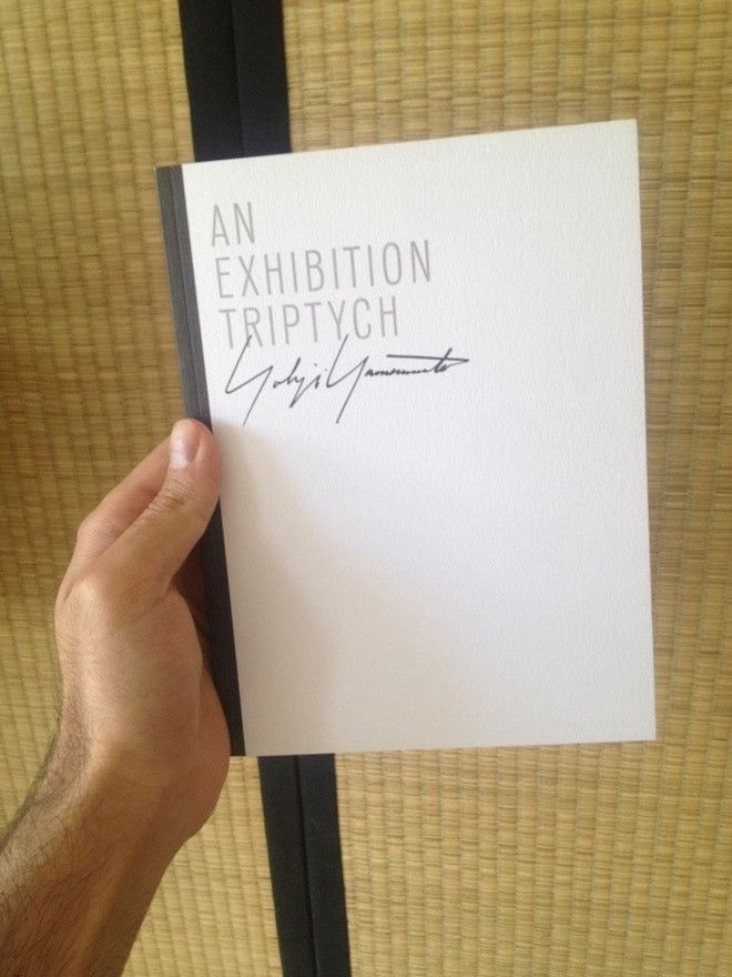 Yohji Yamamoto 'an exhibition triptych' Size ONE SIZE - 4 Thumbnail