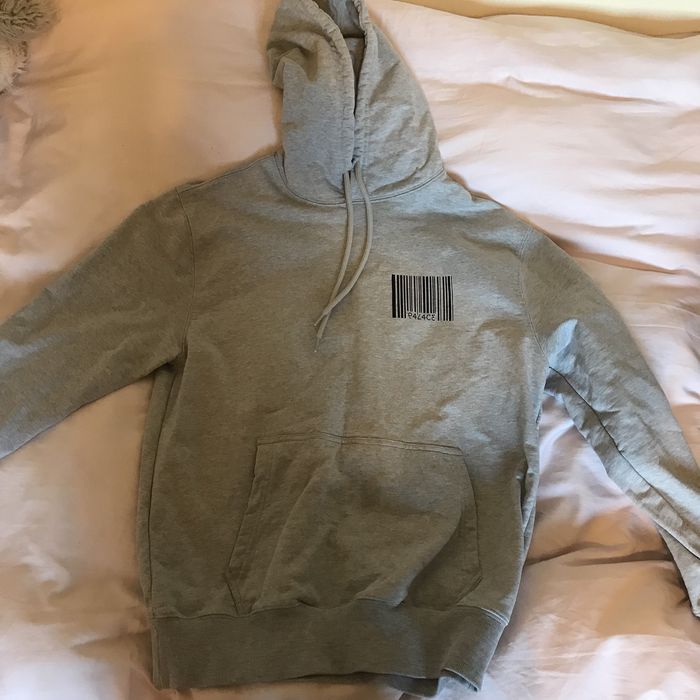 Palace best sale barcode hoodie