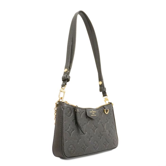 LV EASY POUCH ON STRAP M80349