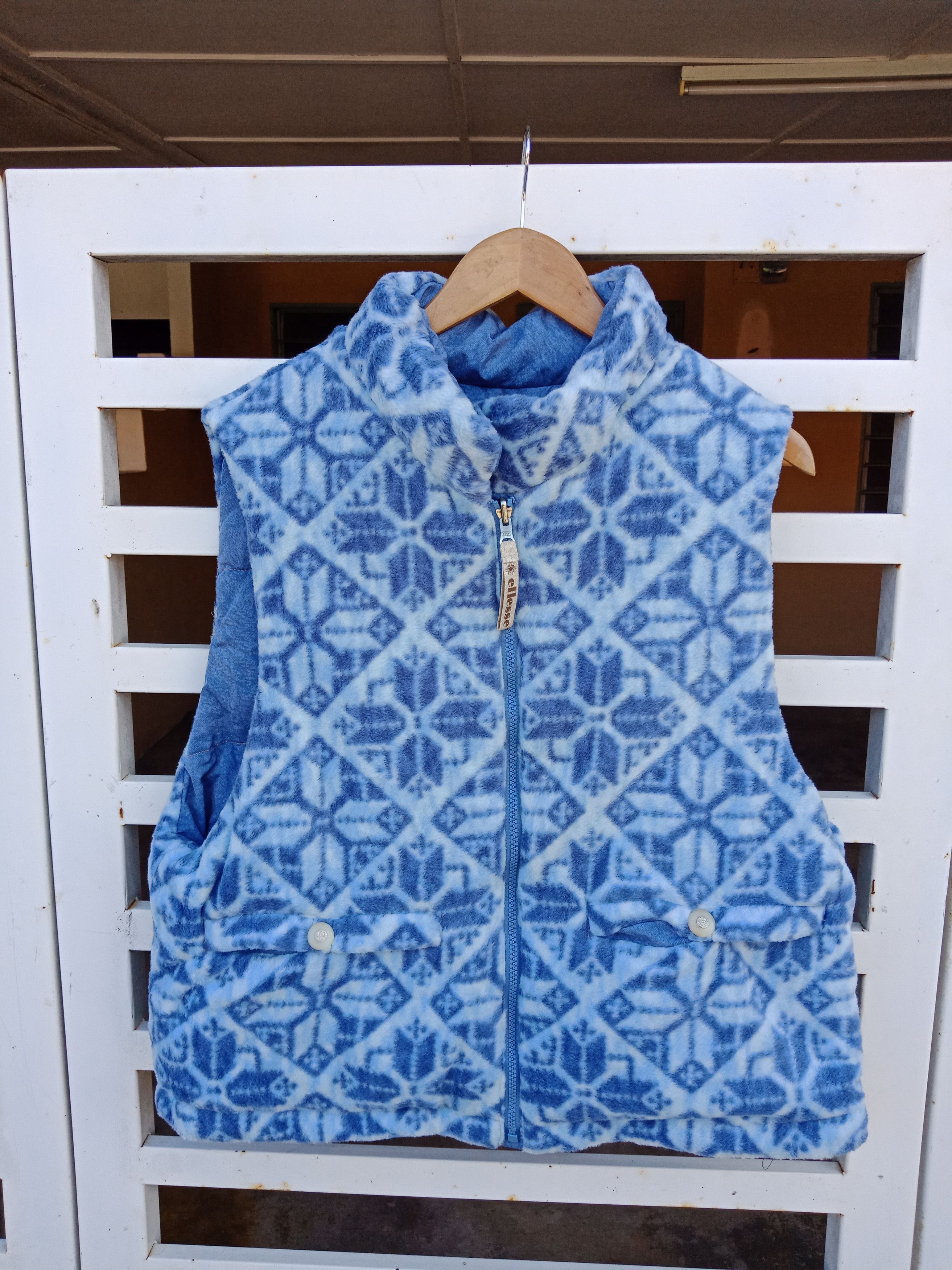 Ellesse Ellesse Wool Sleeveless Jacket Size US L / EU 52-54 / 3 - 5 Thumbnail