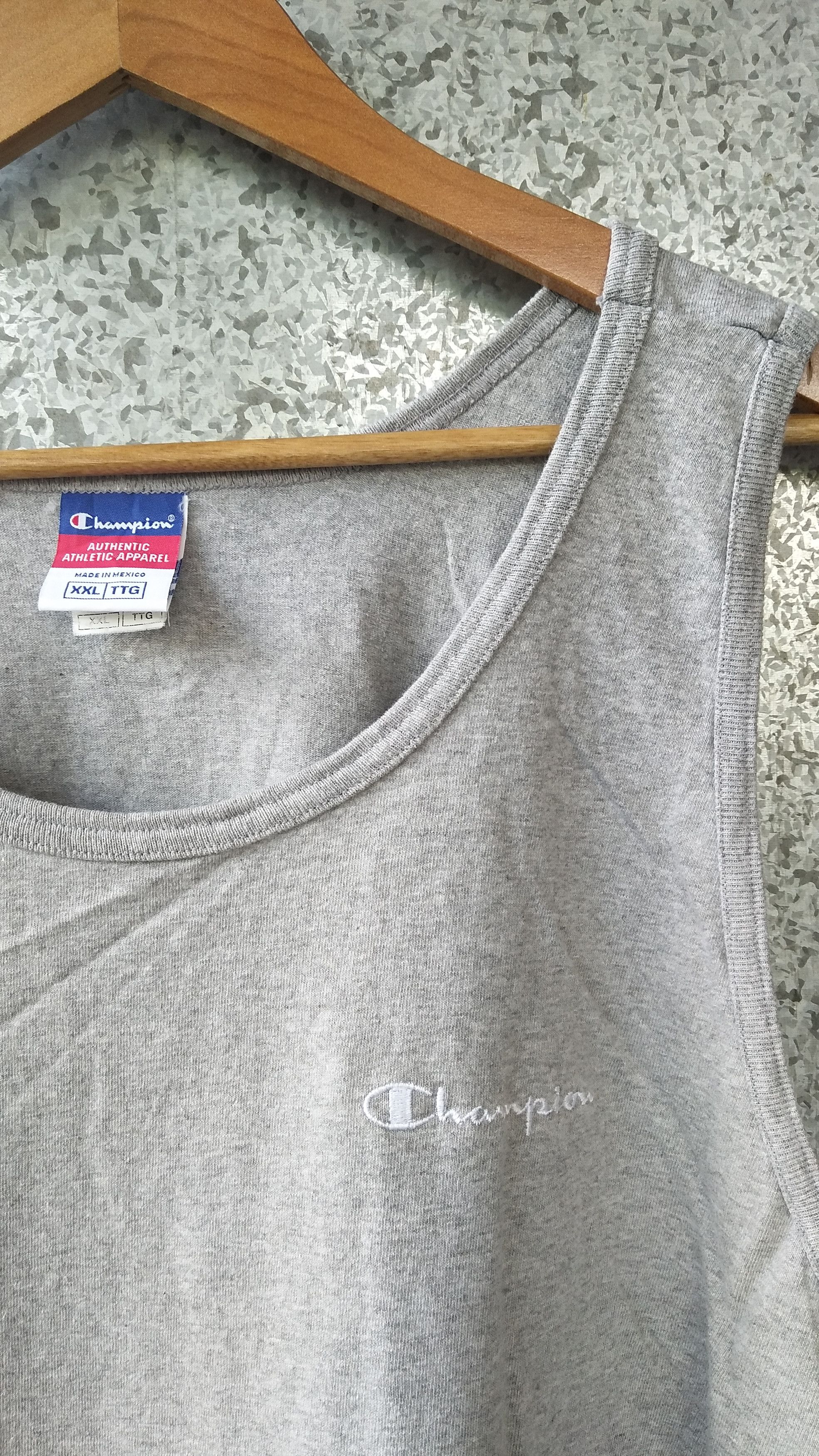 Champion 🔥 Vintage Champion sleeveless small logo embroidery tanks Size US XXL / EU 58 / 5 - 3 Thumbnail
