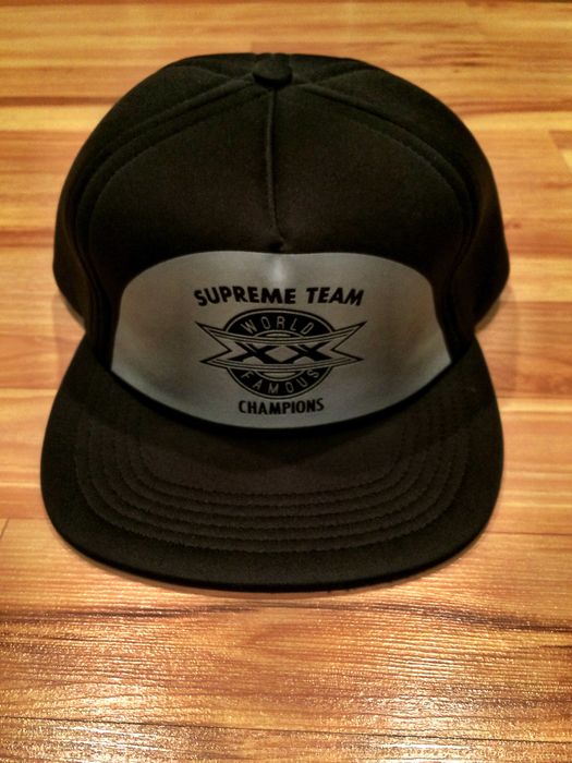 Supreme World Famous Champions Hat Size ONE SIZE - 1 Preview