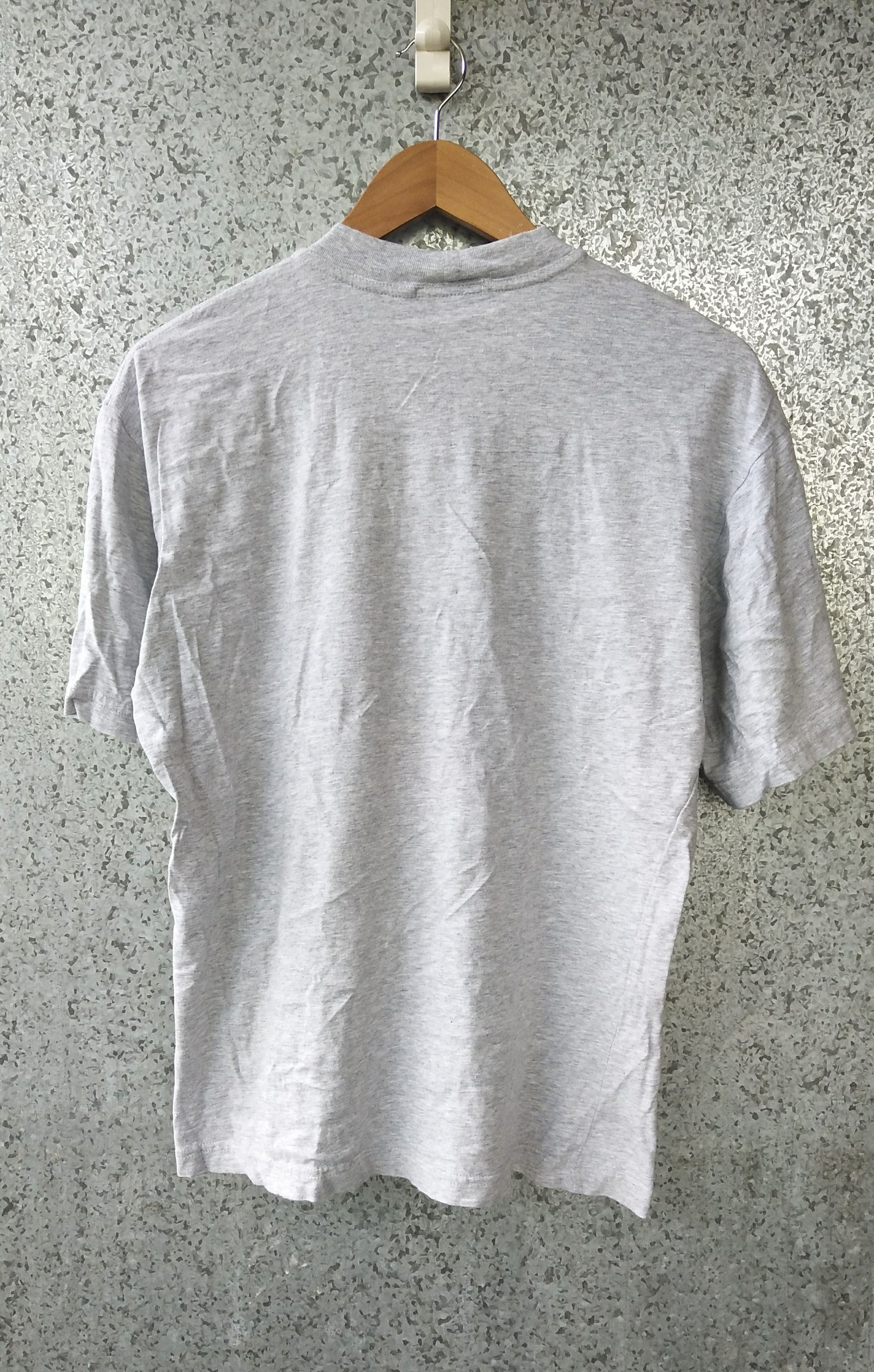 Trussardi Vintage Trussardi roundneck t shirt Size US M / EU 48-50 / 2 - 2 Thumbnail