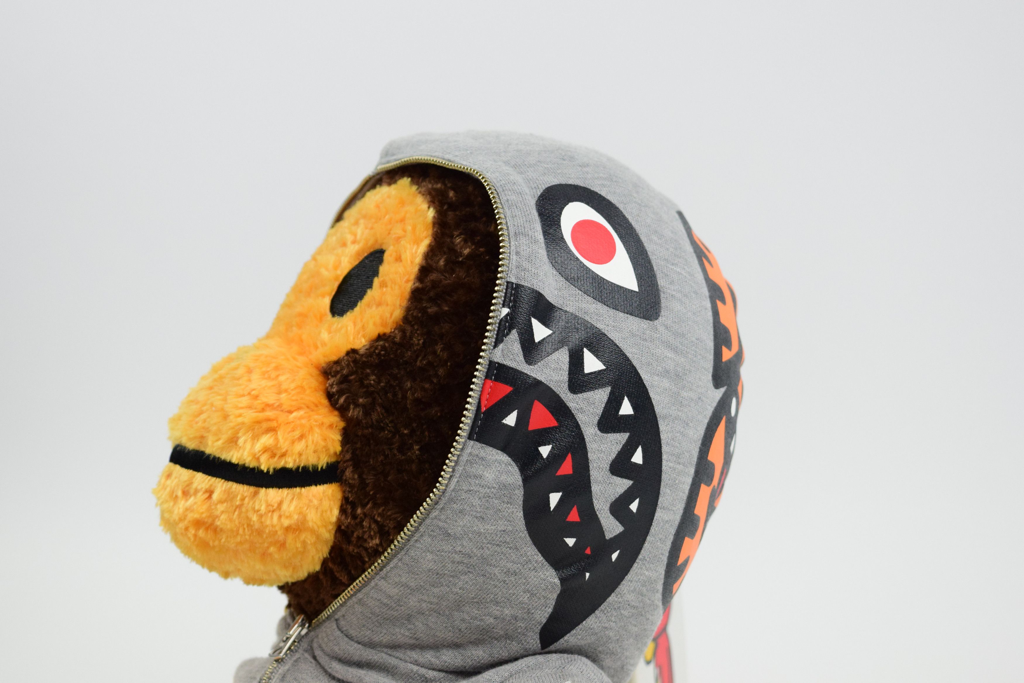 A BATHING APE SHARK BABY Milo ぬいぐるみ Bape Shark Baby Milo Plush Doll 35Cm Rare Collectible Action