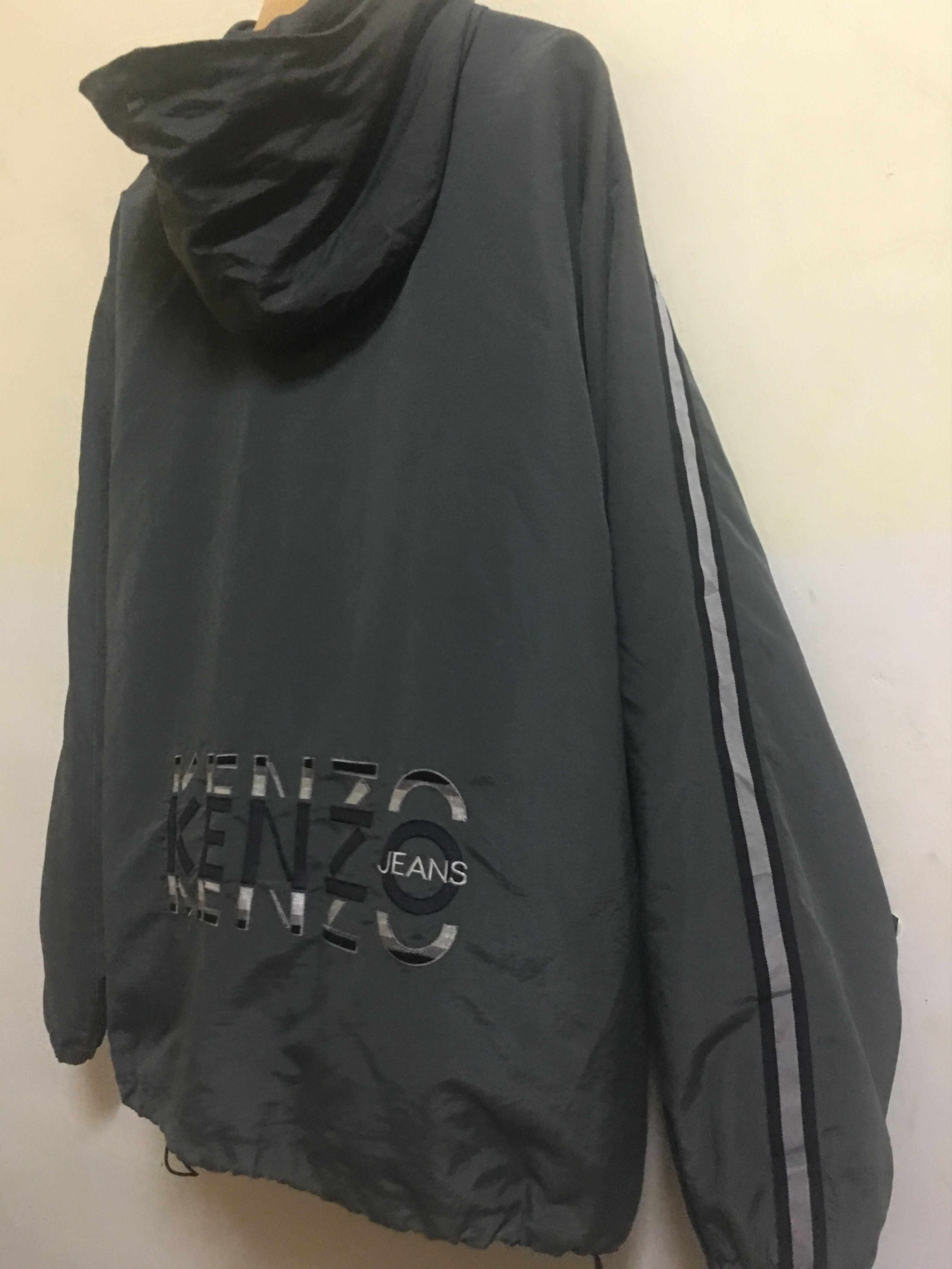 Kenzo Vintage Kenzo Jeans Embroidered Logo Windbreaker Jacket Size US L / EU 52-54 / 3 - 8 Thumbnail