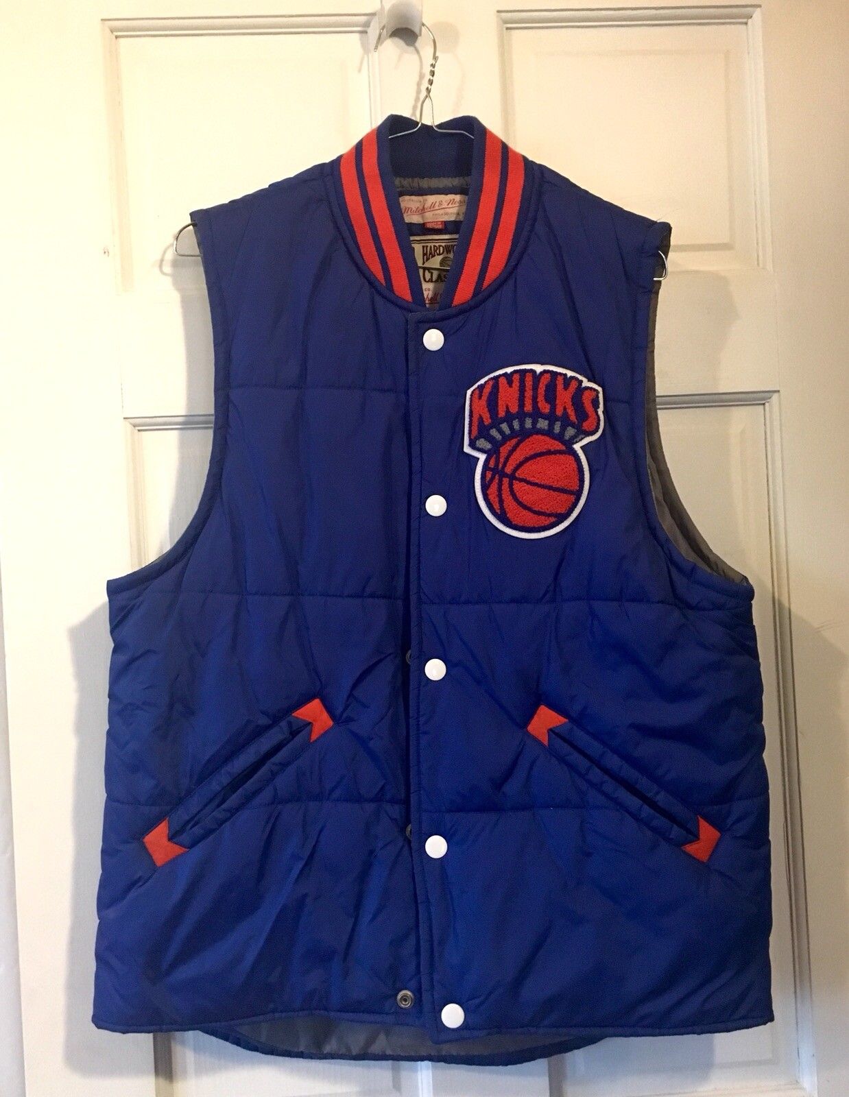 Mitchell & Ness Hardwood Classics Knicks Puffer Vest | Grailed