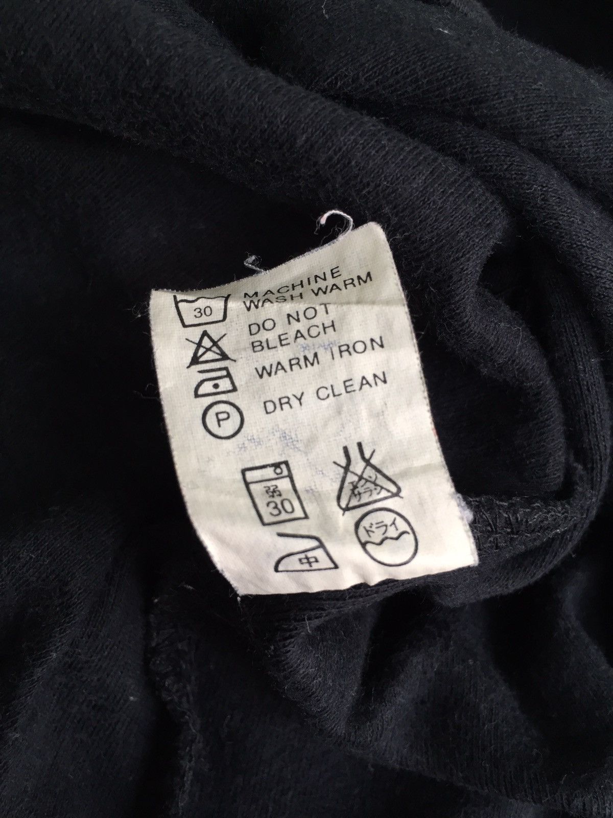 Armani LAST DROP! Vintage Long Sleeve Crewneck Shirt Size US S / EU 44-46 / 1 - 8 Thumbnail