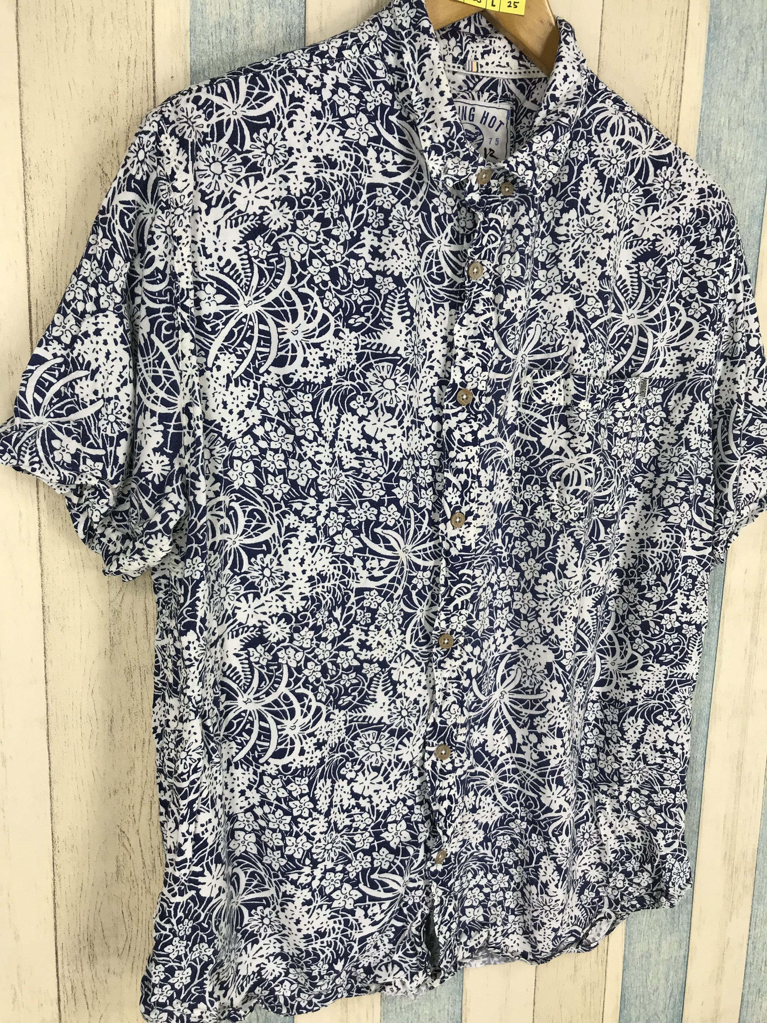 Vintage Vintage 90's Paisly Floral Buttondown Size US M / EU 48-50 / 2 - 5 Thumbnail