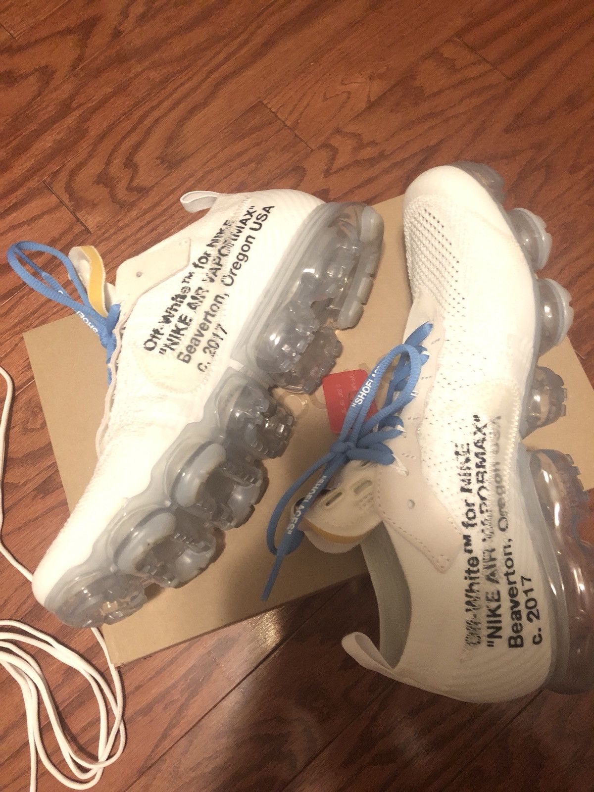 vapormaxes off white