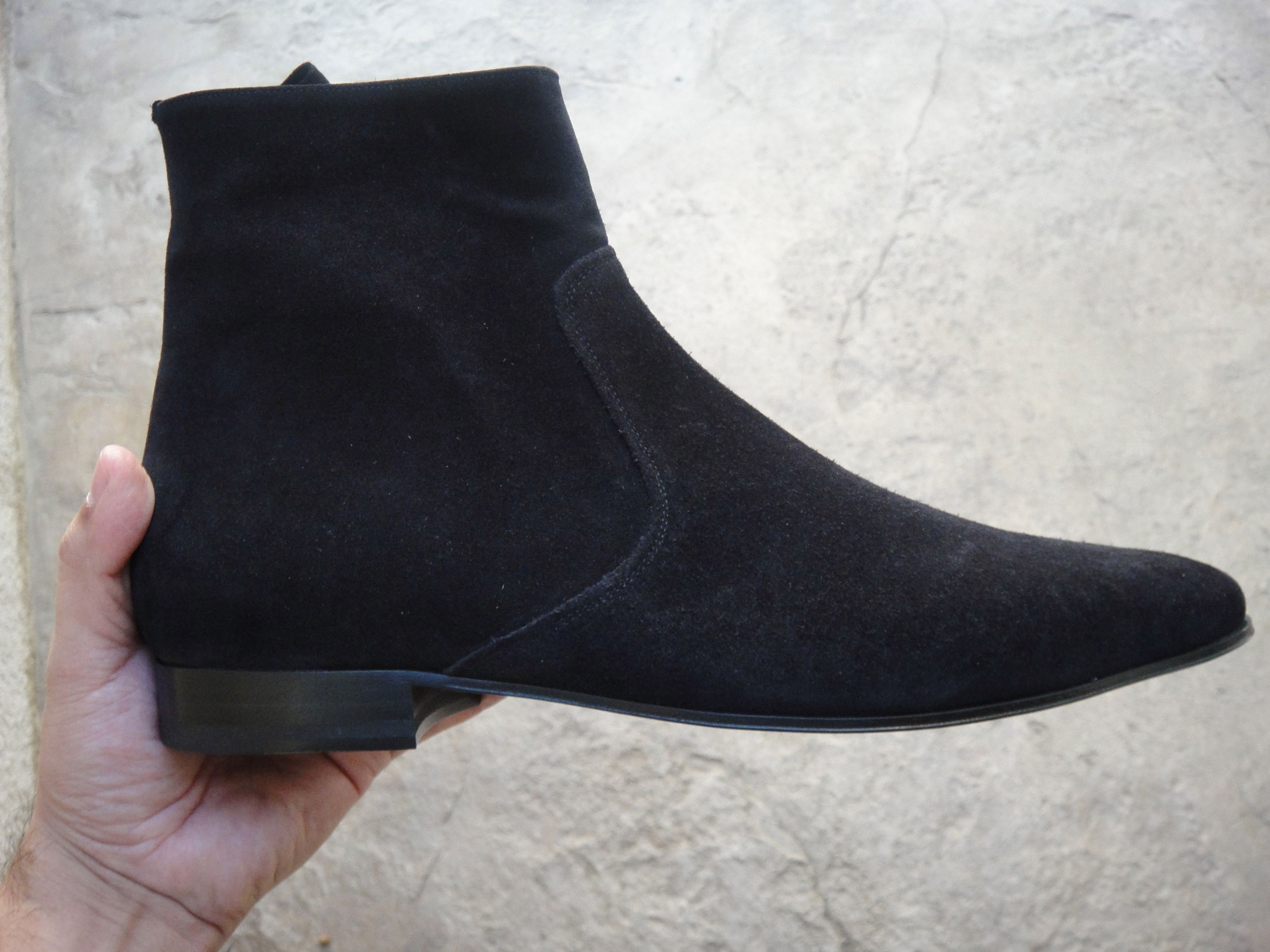 saint laurent chelsea boots