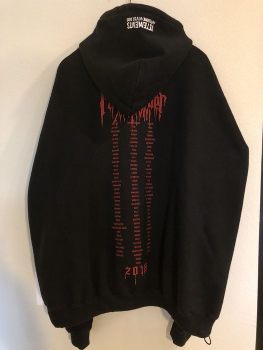 Vetements metal hot sale tour hoodie