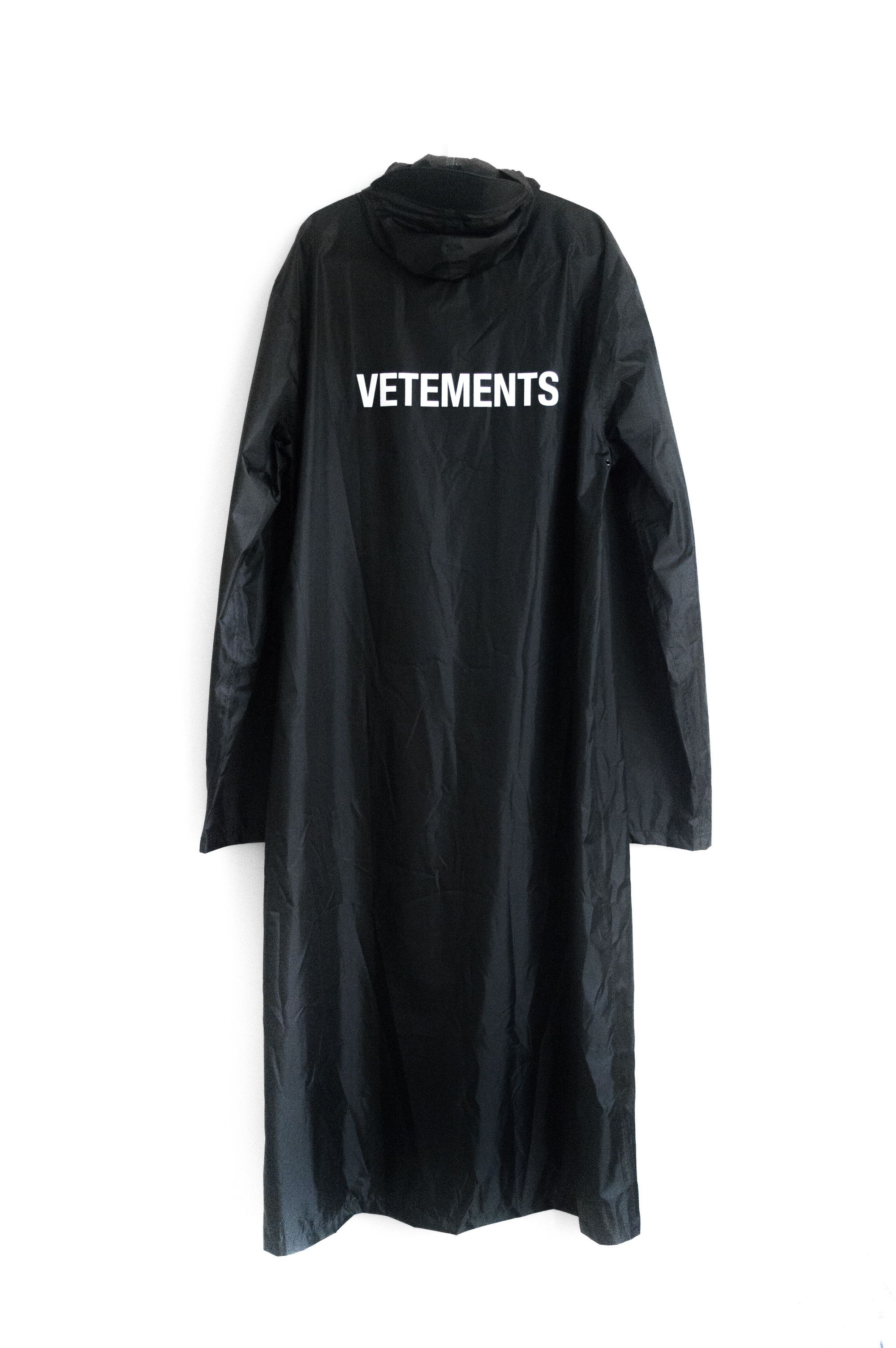 Vetements SS16 Raincoat | Grailed