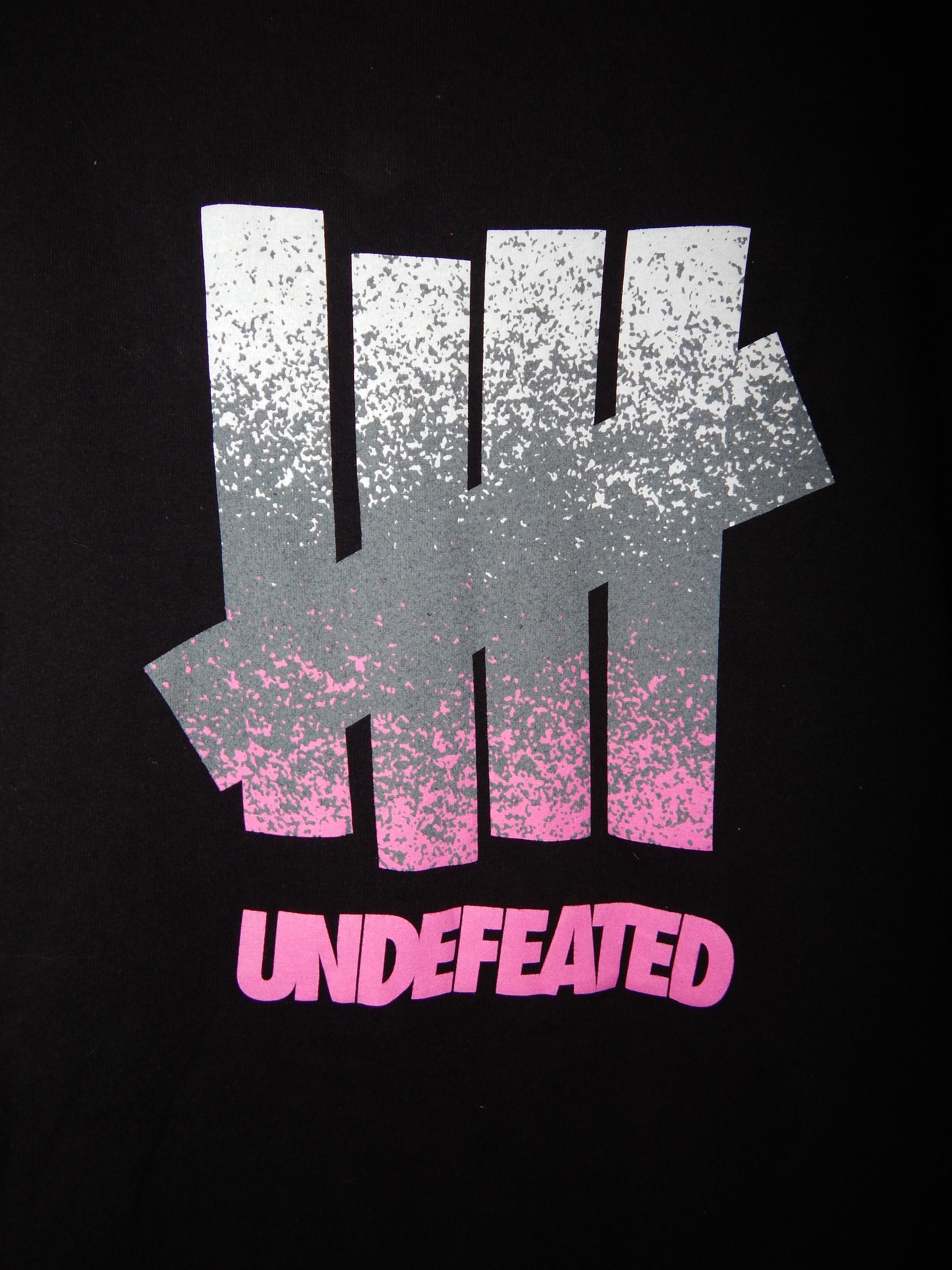 Undefeated Undefeated 5 Strikes Streetwear Big Logo T-shirt Size US XL / EU 56 / 4 - 2 Preview