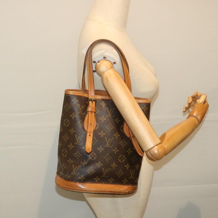 Louis best sale vuitton m42238