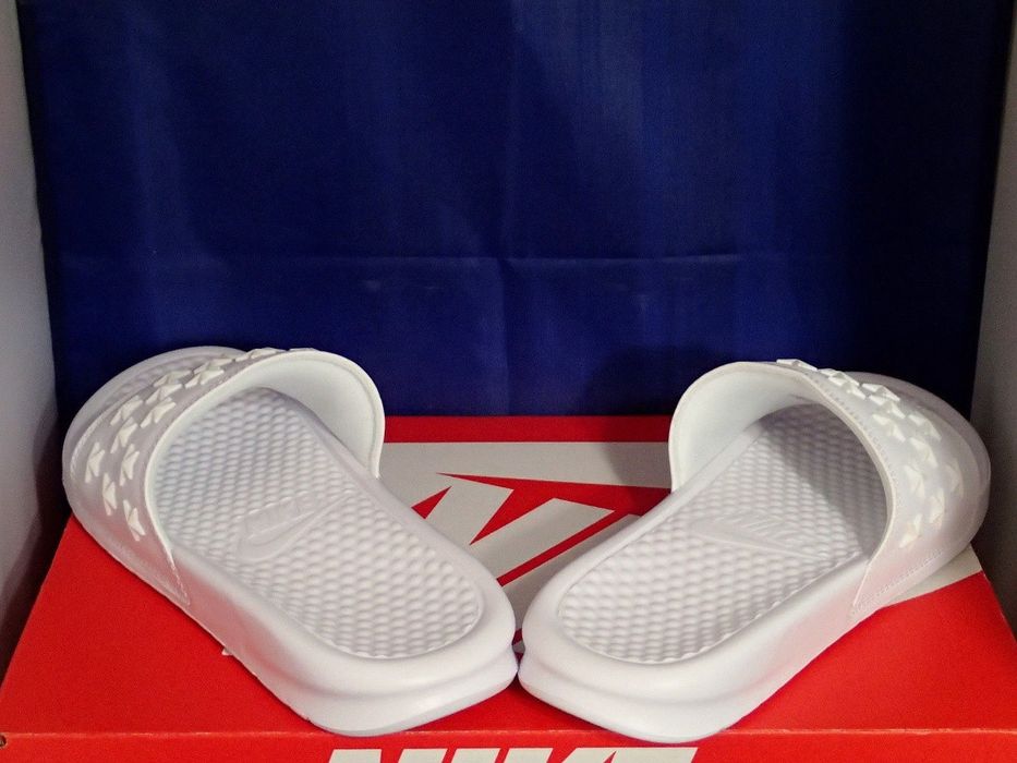 nike independence day white