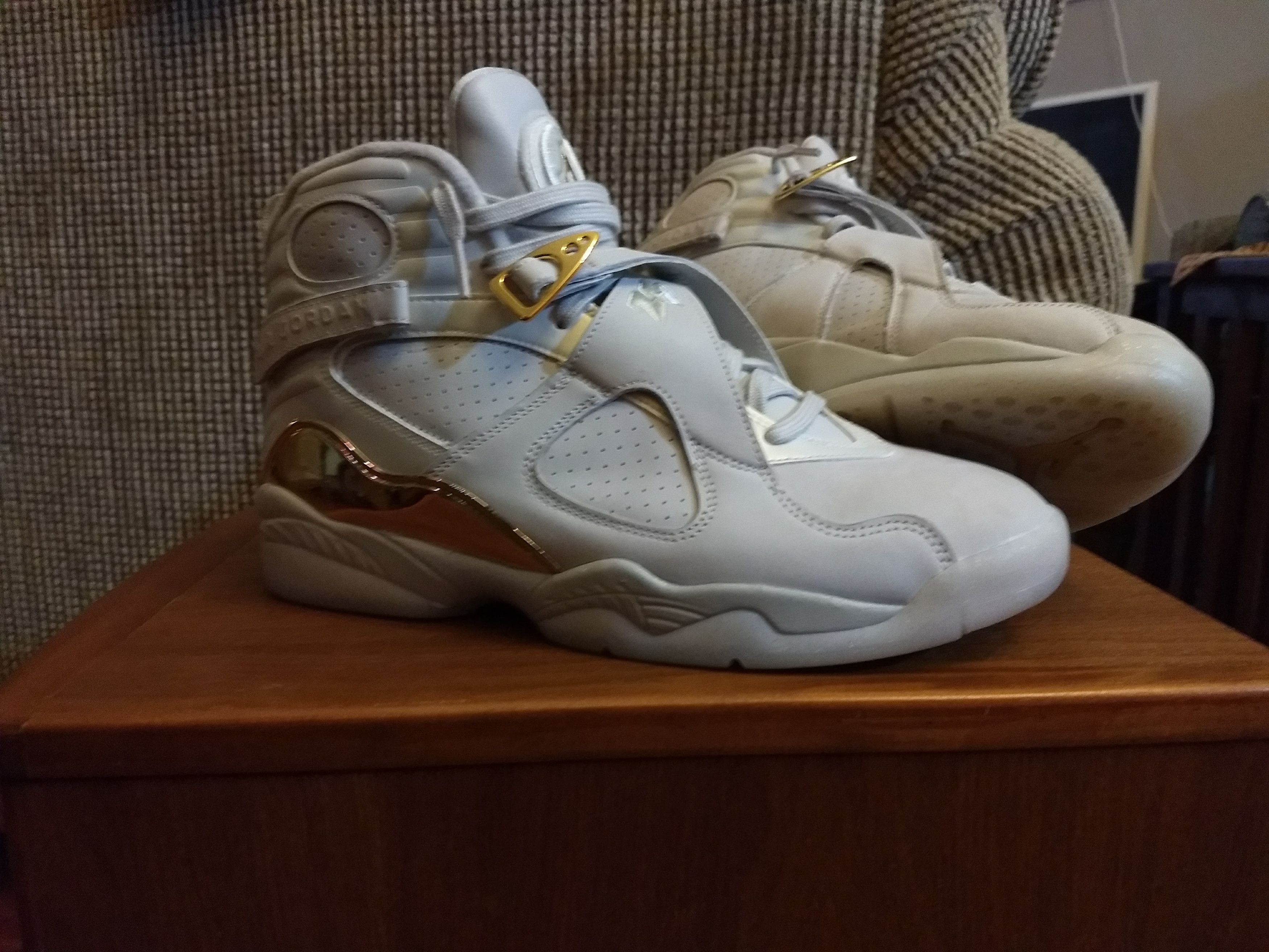 Nike Air Jordan 8 Retro Championship Trophy Champagne 832821 