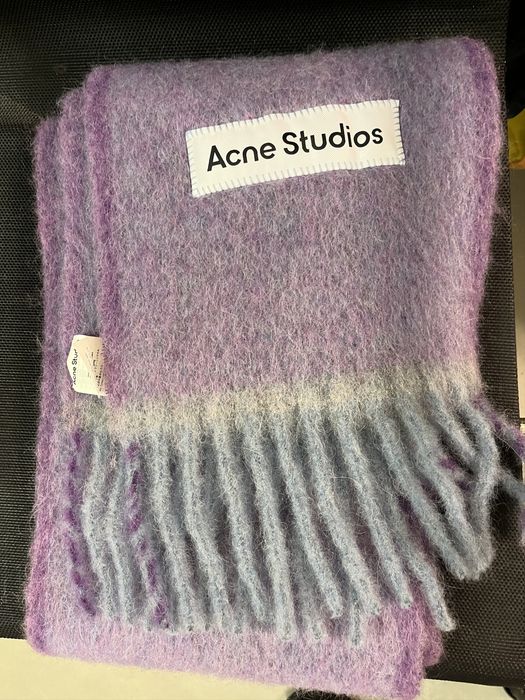 Acne Studios – Women's Scarves