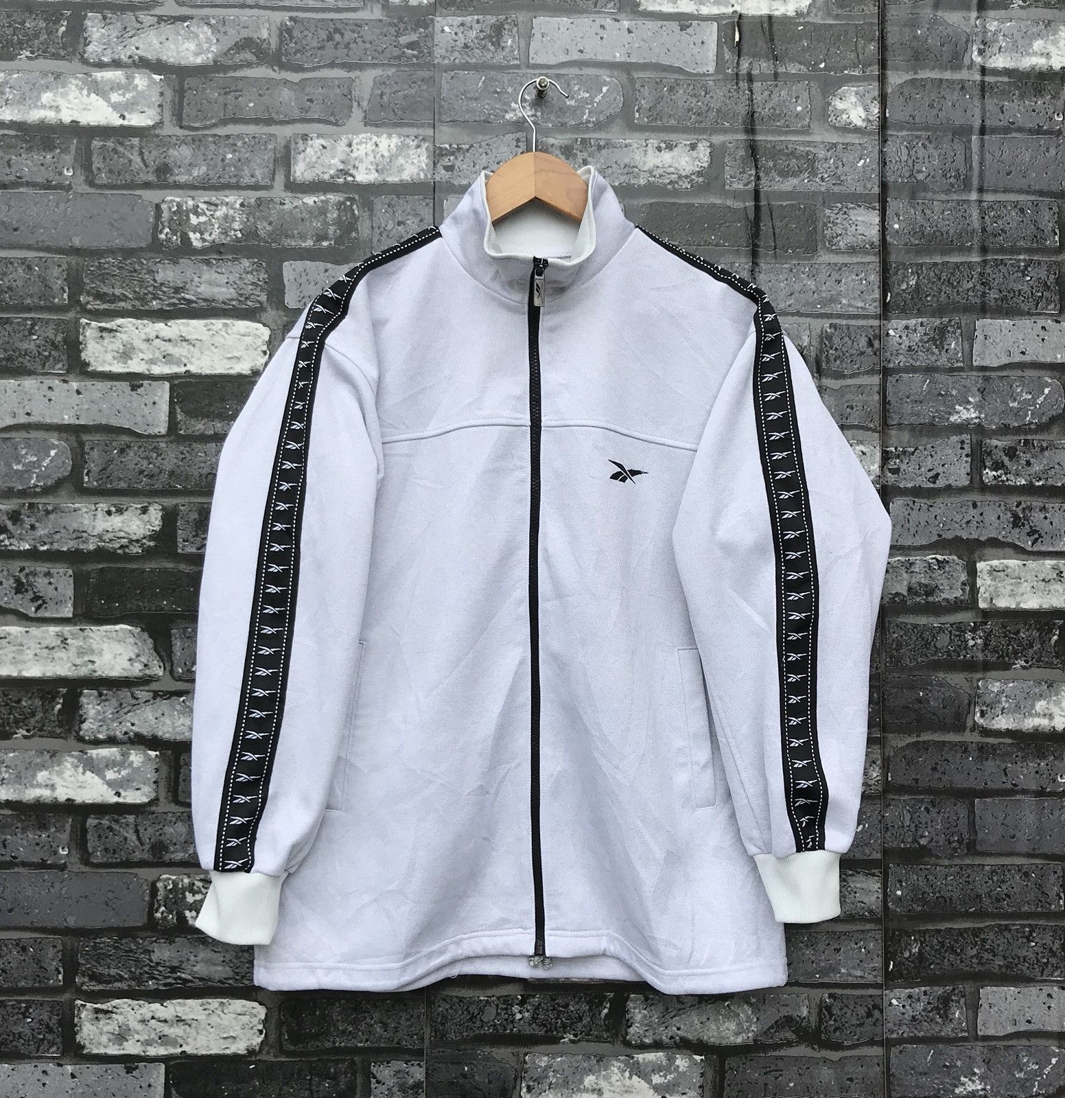 REEBOK Windbreaker Vintage Reebok Sportswear Side Tape Design Activewear Jacket