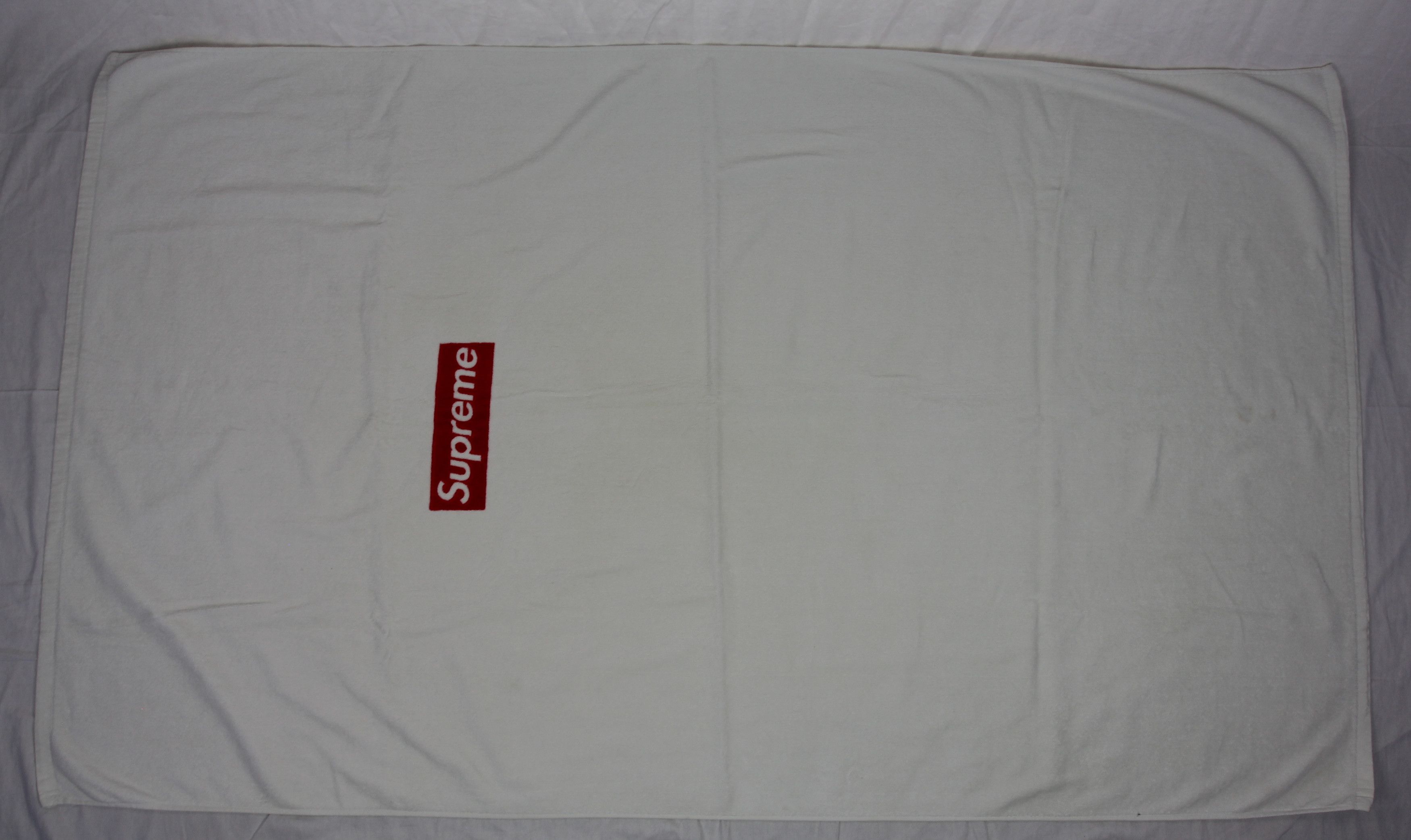 Supreme Supreme Box Logo Beach Towel White | Grailed