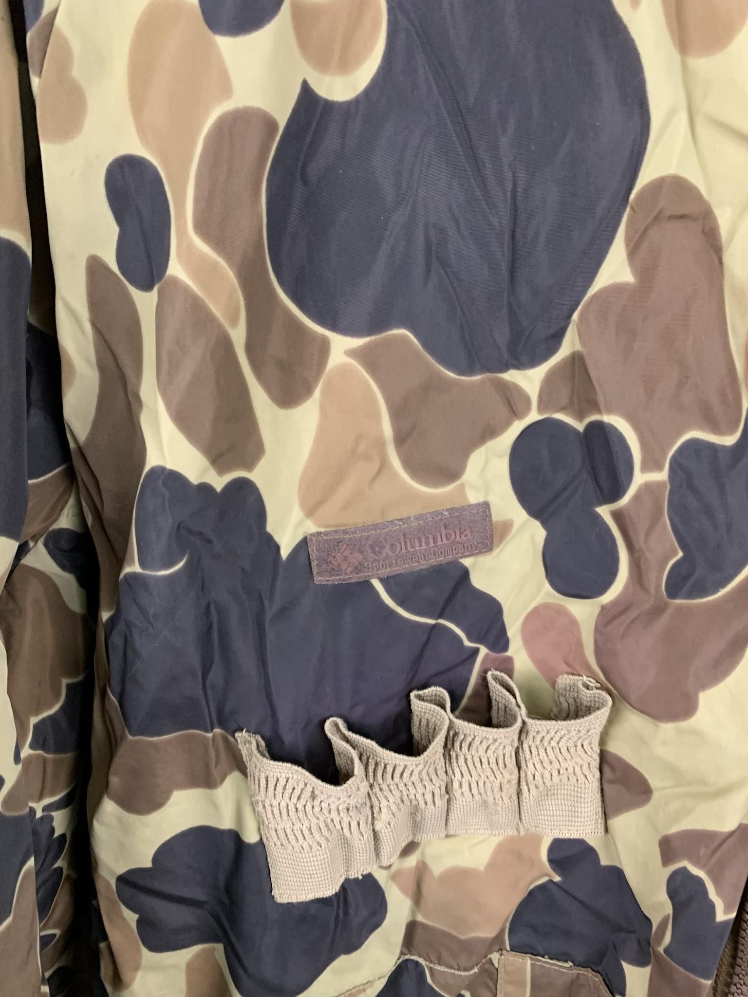 Columbia × Vintage Vintage 90s Columbia Camo Puffer Jacket Size US XL / EU 56 / 4 - 3 Thumbnail