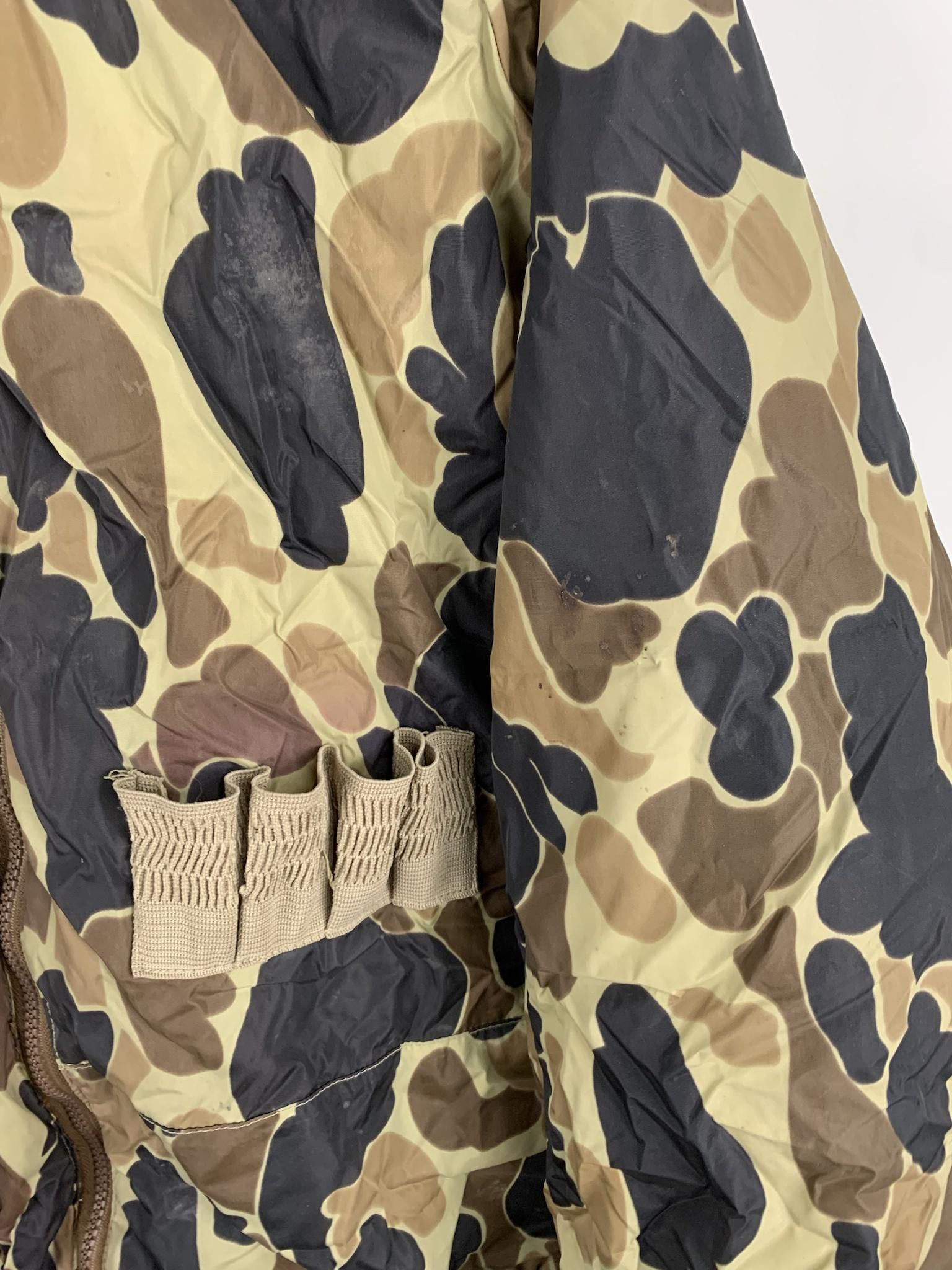 Columbia × Vintage Vintage 90s Columbia Camo Puffer Jacket Size US XL / EU 56 / 4 - 2 Thumbnail