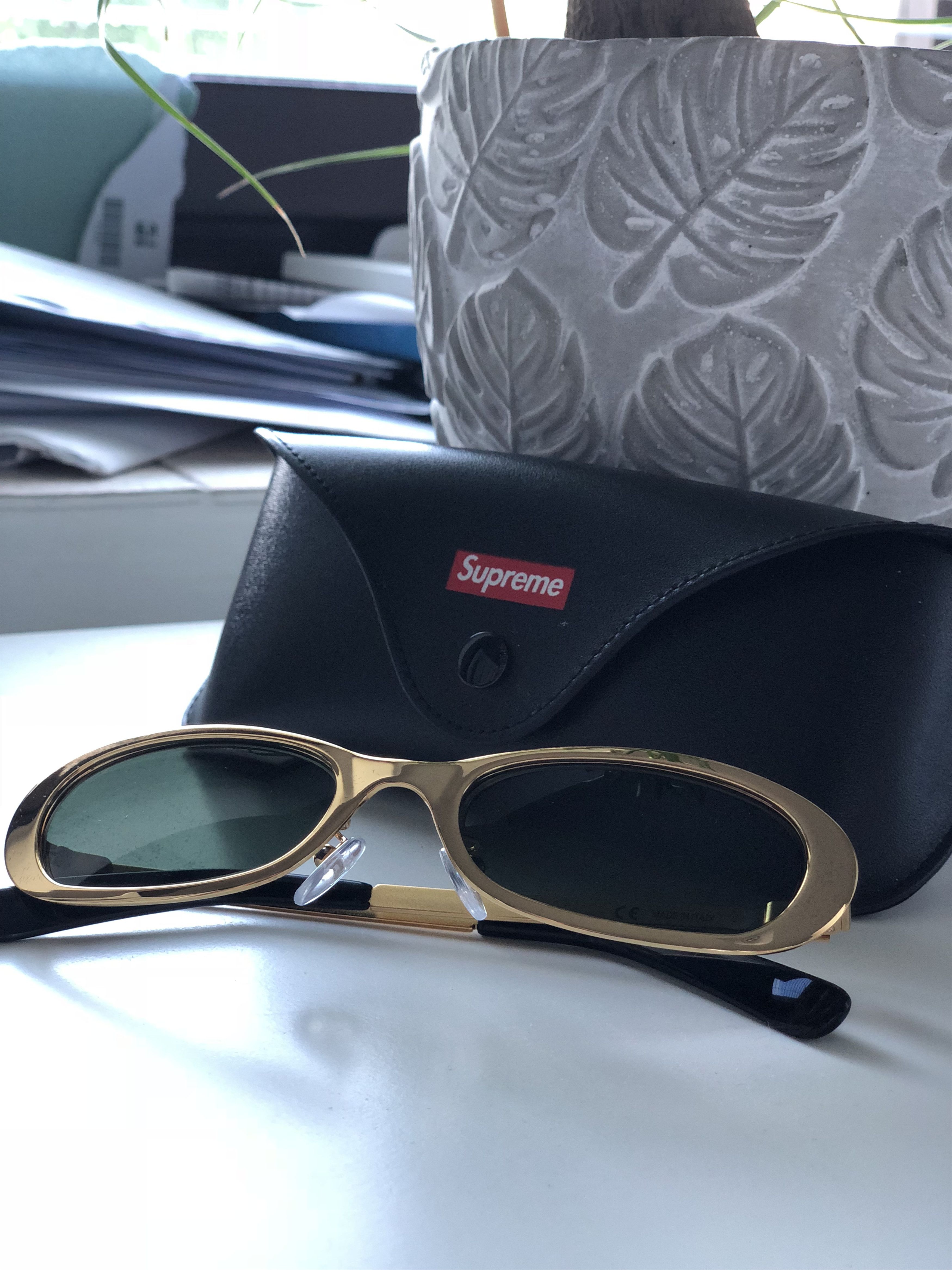 Supreme Supreme 18