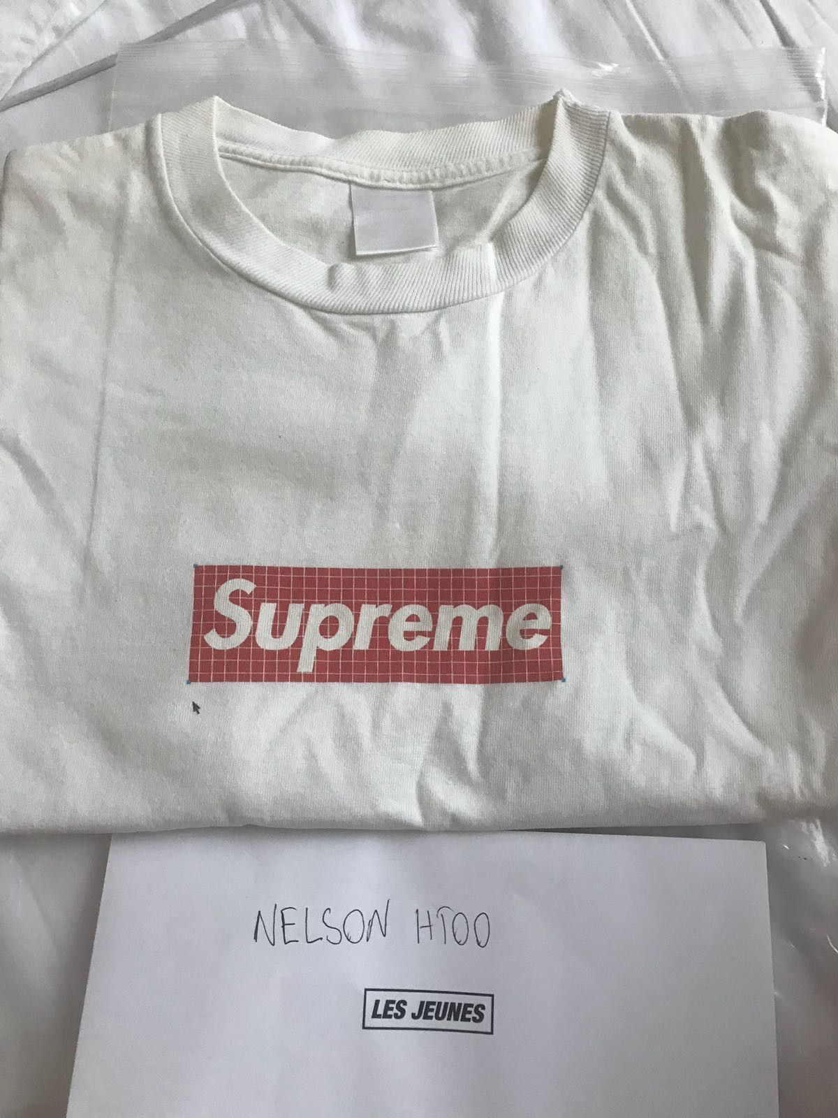 Supreme Grid Box Logo Size US L / EU 52-54 / 3 - 1 Preview