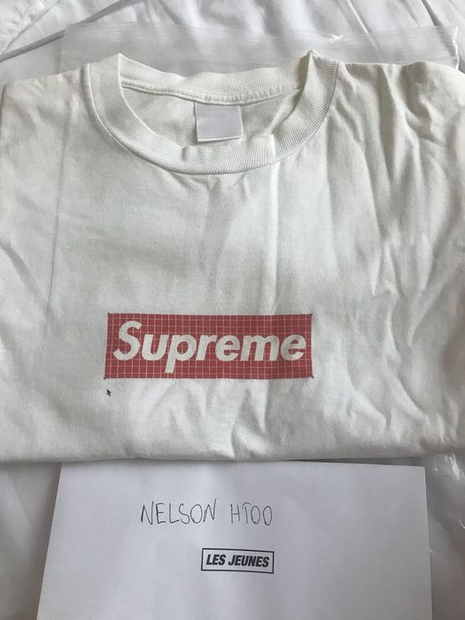 Supreme grid shop box logo