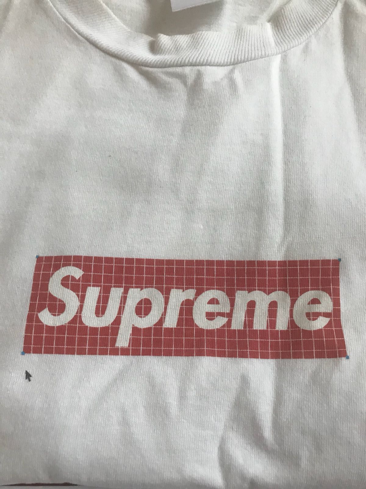 Supreme Grid Box Logo Size US L / EU 52-54 / 3 - 2 Preview