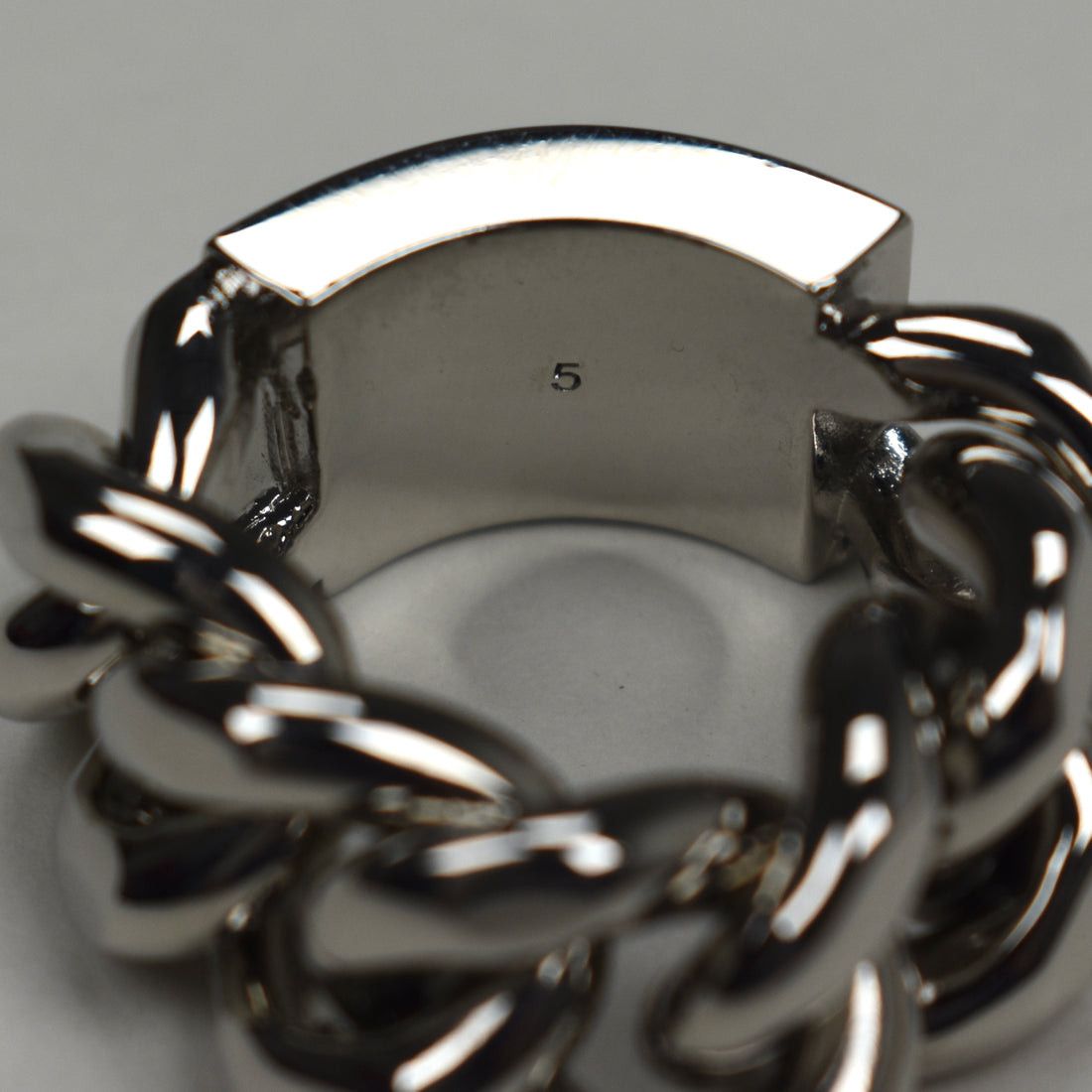 Saint Laurent Paris Saint Laurent Silver Logo Plate Chain Ring sz 5 Size ONE SIZE - 5 Thumbnail